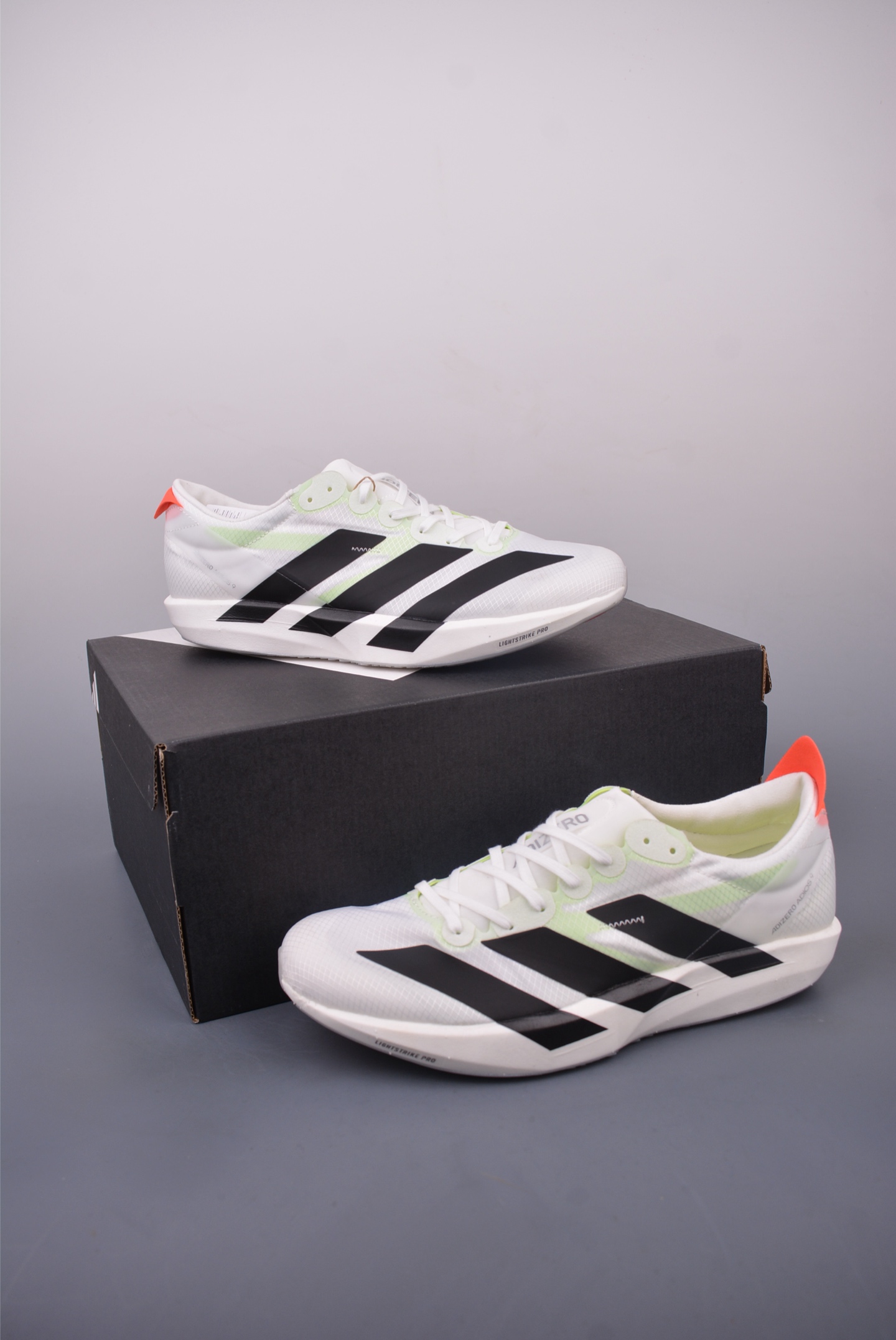 190 Adidas Adizero Adios 9 M系列 低帮轻便透气竞速休闲运动慢跑鞋 IF9419
