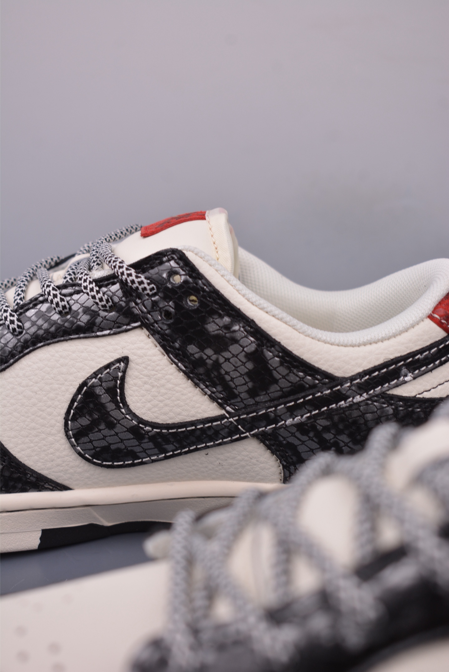 280 Nike SB Dunk Low 蛇年限定 SC9207-413