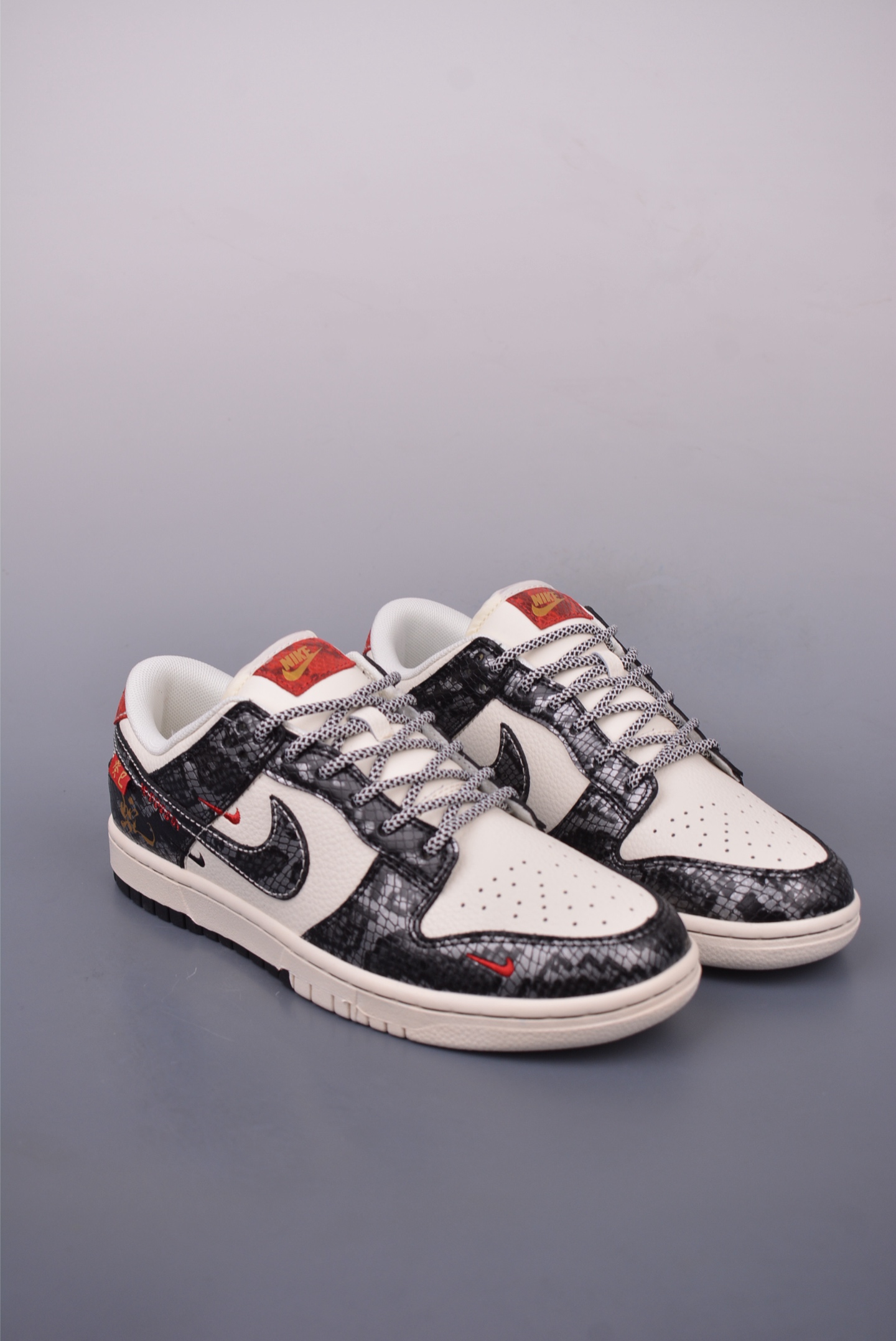 280 Nike SB Dunk Low 蛇年限定 SC9207-413