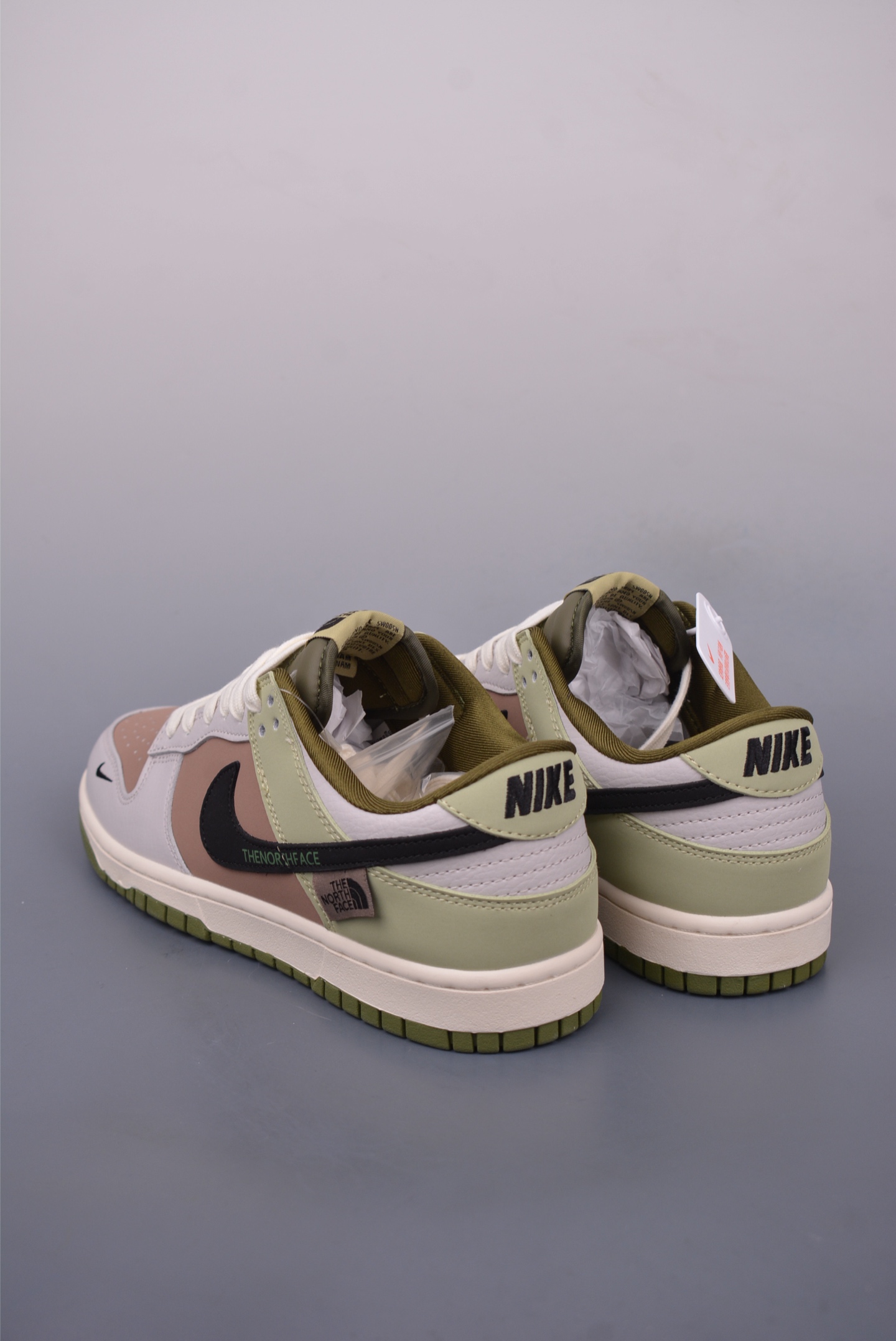 260 Nike SB Dunk Low 北面联名 XD1588-210