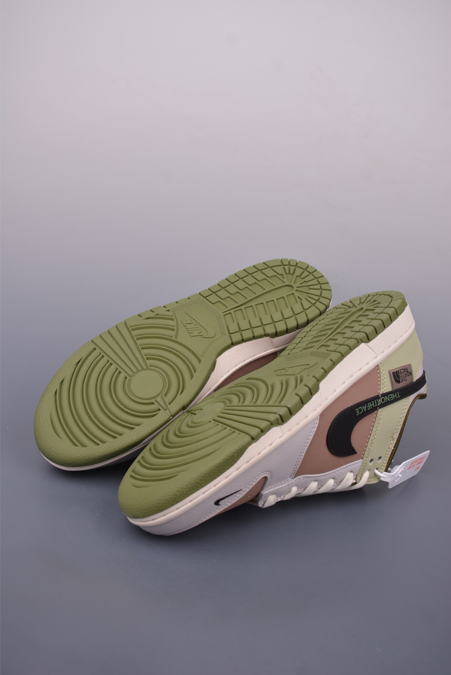260 Nike SB Dunk Low 北面联名 XD1588-210