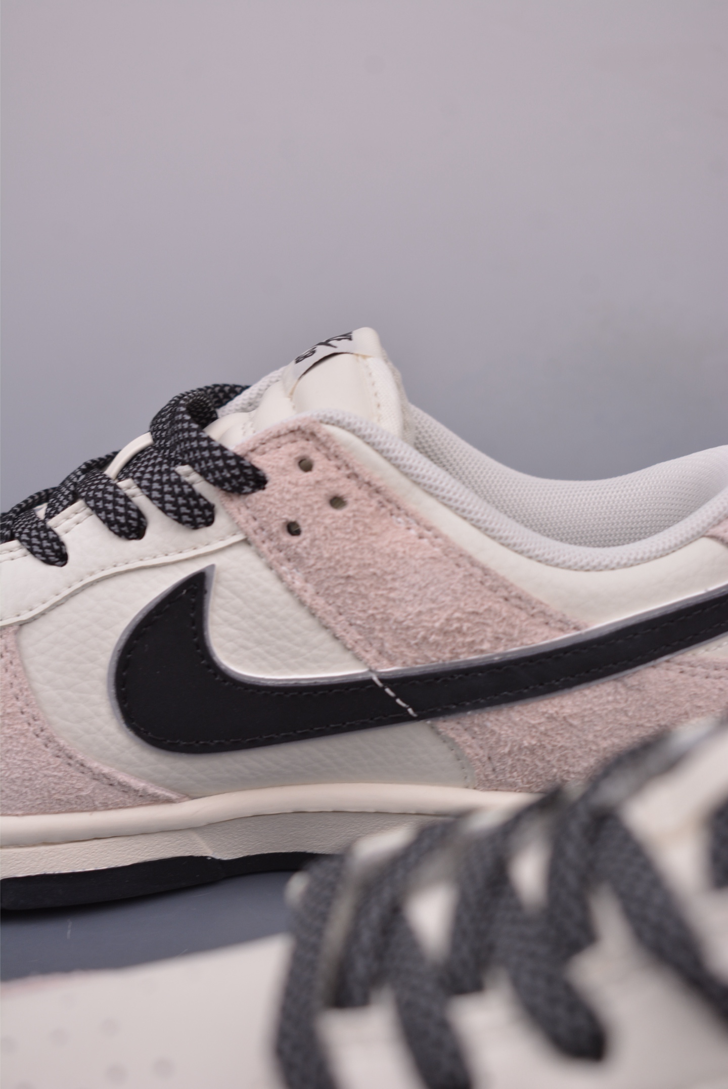 260 Nike SB Dunk Low 斯图西联名 FX1588-304