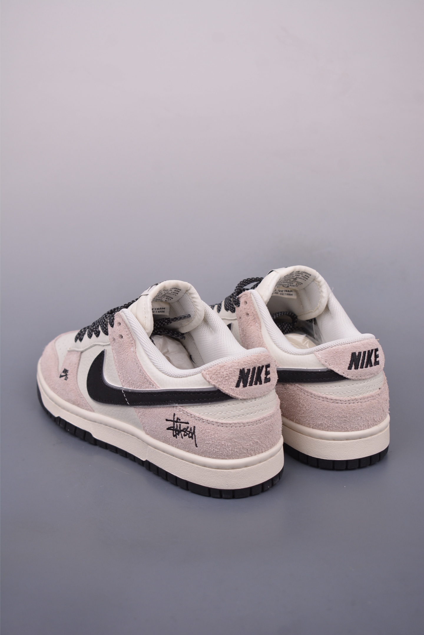 260 Nike SB Dunk Low 斯图西联名 FX1588-304