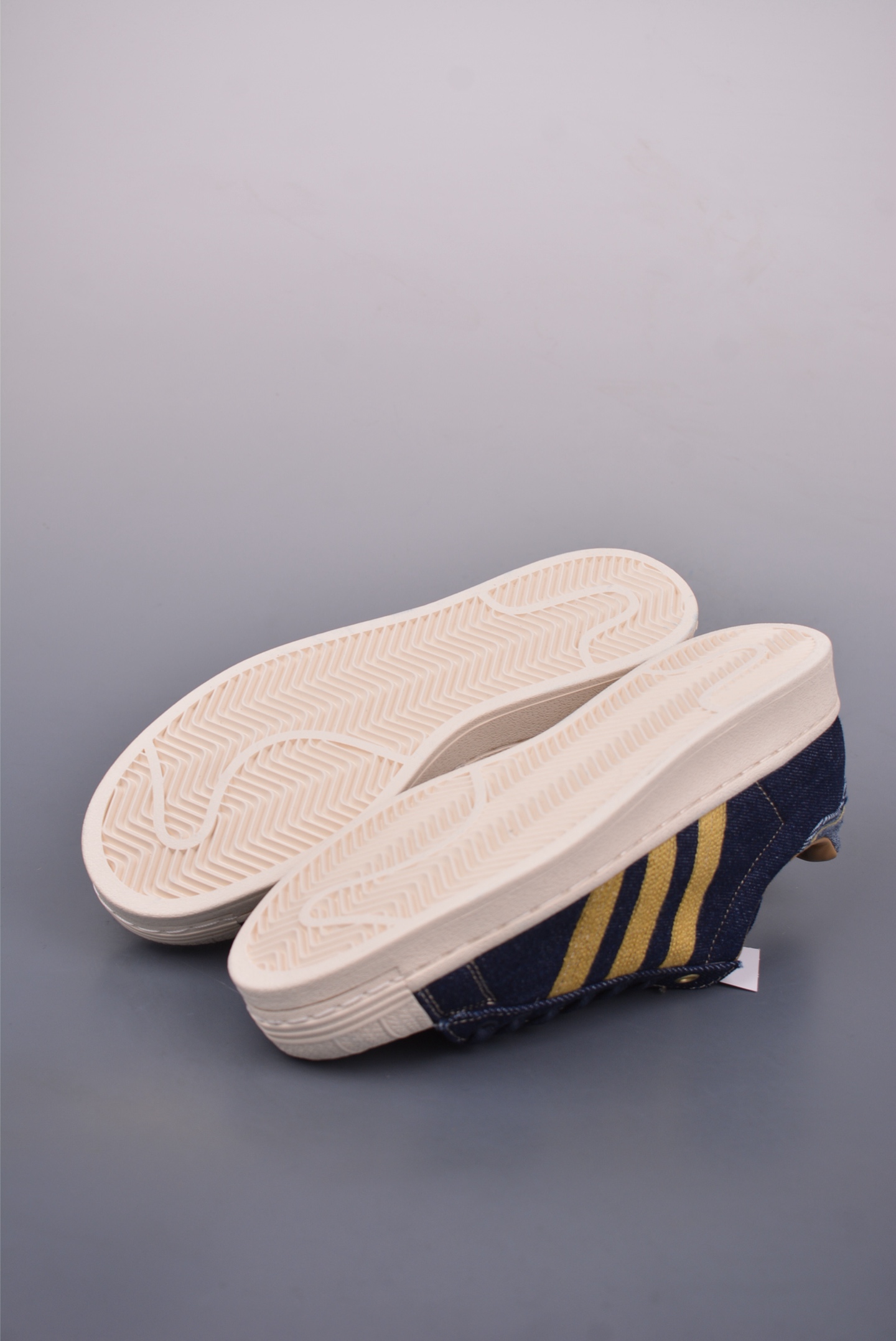 150 Adidas Originals SUPERSTAR W 渠道正品订单 JH5577