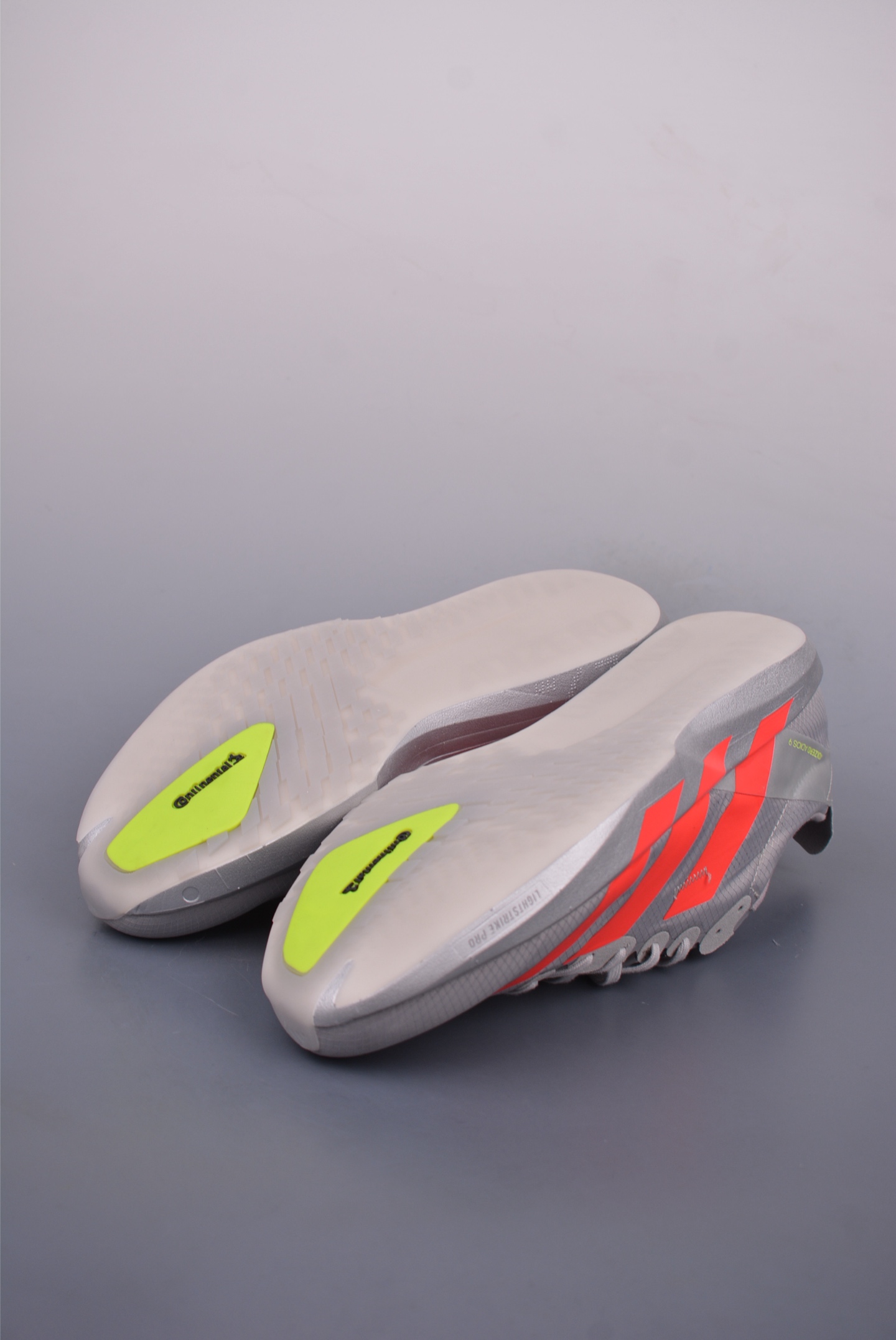 190 Adidas Adizero Adios 9 M系列 低帮轻便透气竞速休闲运动慢跑鞋 IH5746