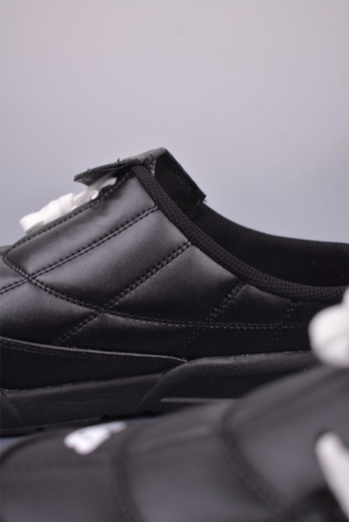 160 New Balance Terrace Mule 新百伦 时尚舒适 防滑耐磨一脚蹬半拖 SD2501BK