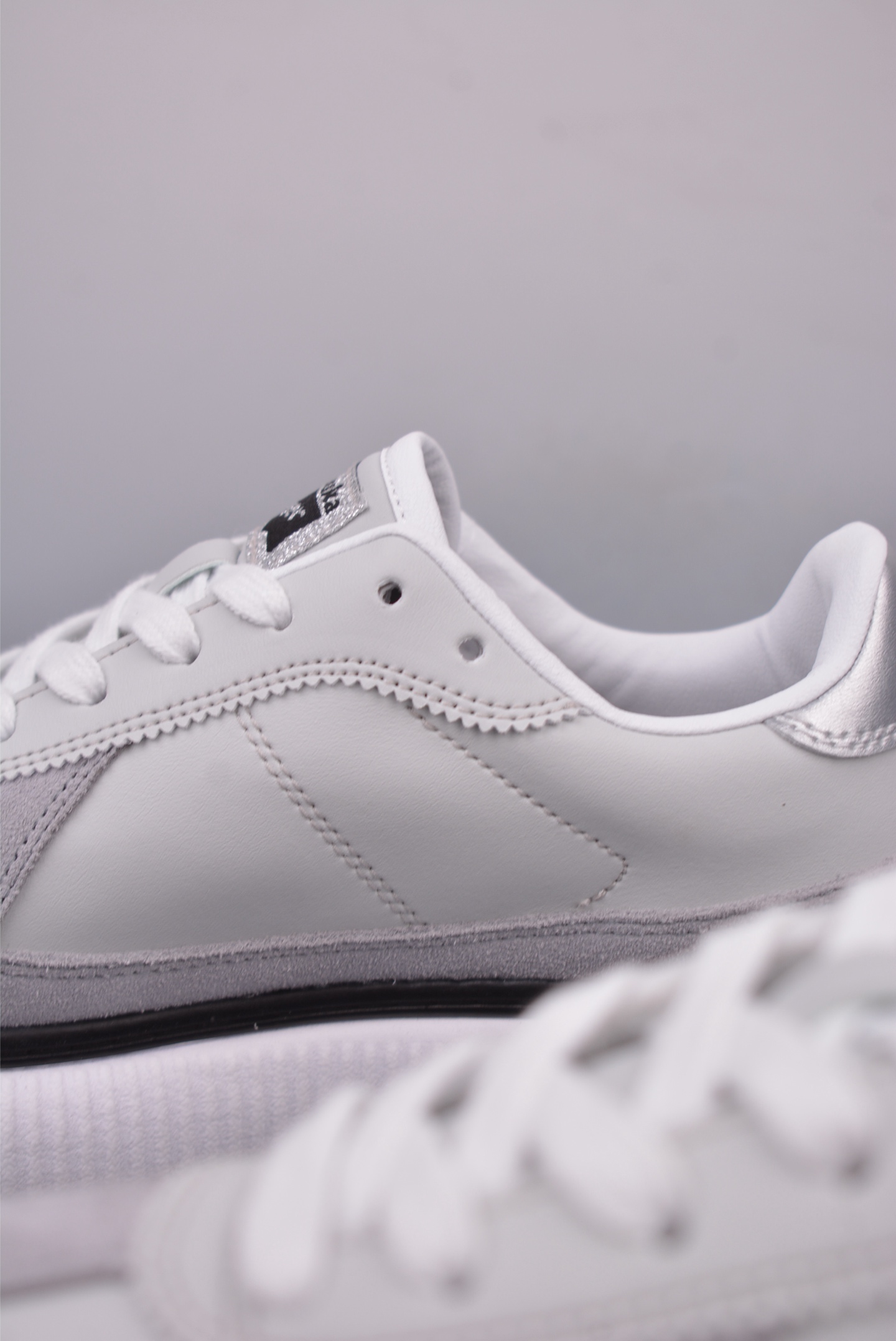 170 Onitsuka Tiger鬼塚虎 Delecity 厚底运动 耐磨低帮生活休闲鞋 1183B874-020