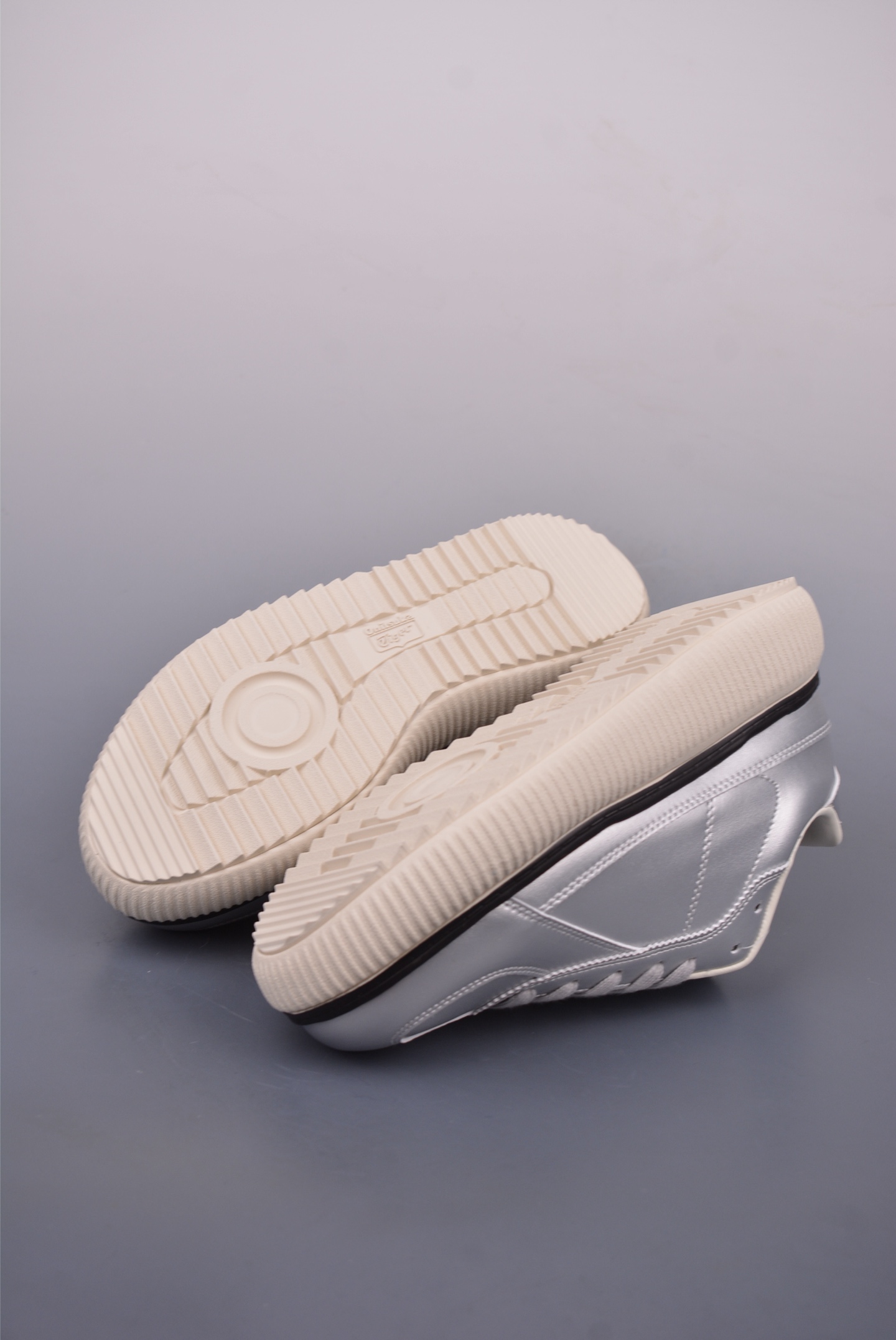 170 Onitsuka Tiger鬼塚虎 Delecity 厚底运动 耐磨低帮生活休闲鞋 1183B941-020