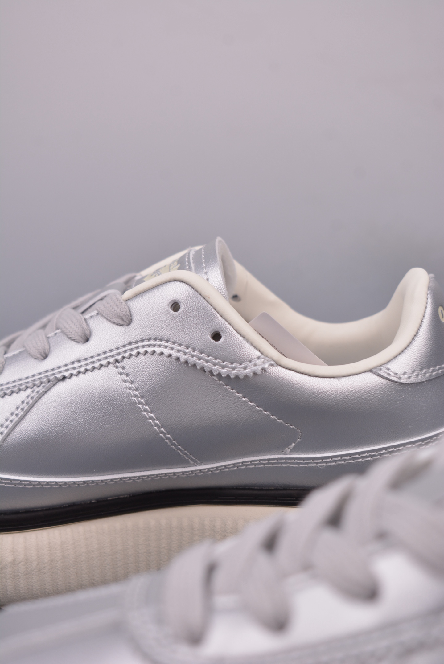 170 Onitsuka Tiger鬼塚虎 Delecity 厚底运动 耐磨低帮生活休闲鞋 1183B941-020
