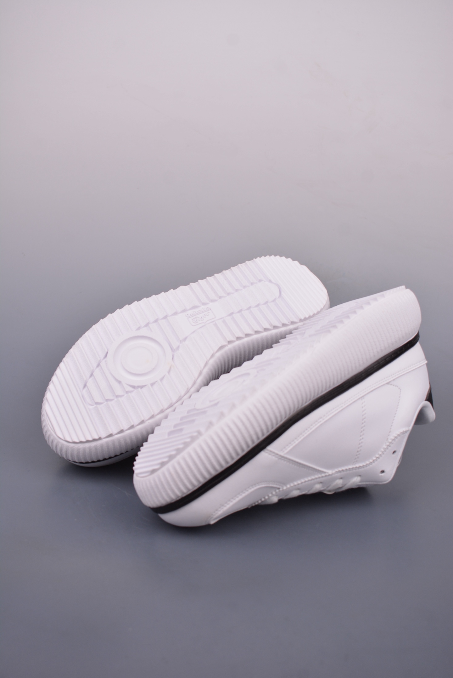 170 Onitsuka Tiger鬼塚虎 Delecity 厚底运动 耐磨低帮生活休闲鞋 1183B873-101