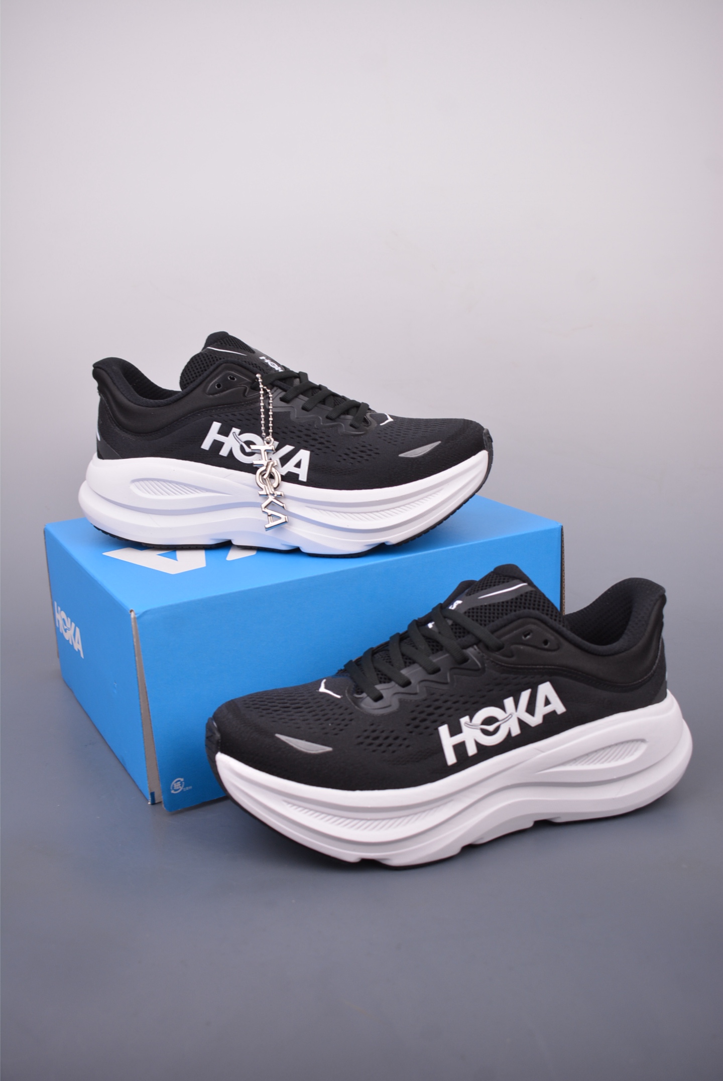 190 Z HOKA ONE ONE Bondi 9 WIDE 邦迪九代舒适防滑耐磨低帮休闲跑步鞋 1162011/BWHT