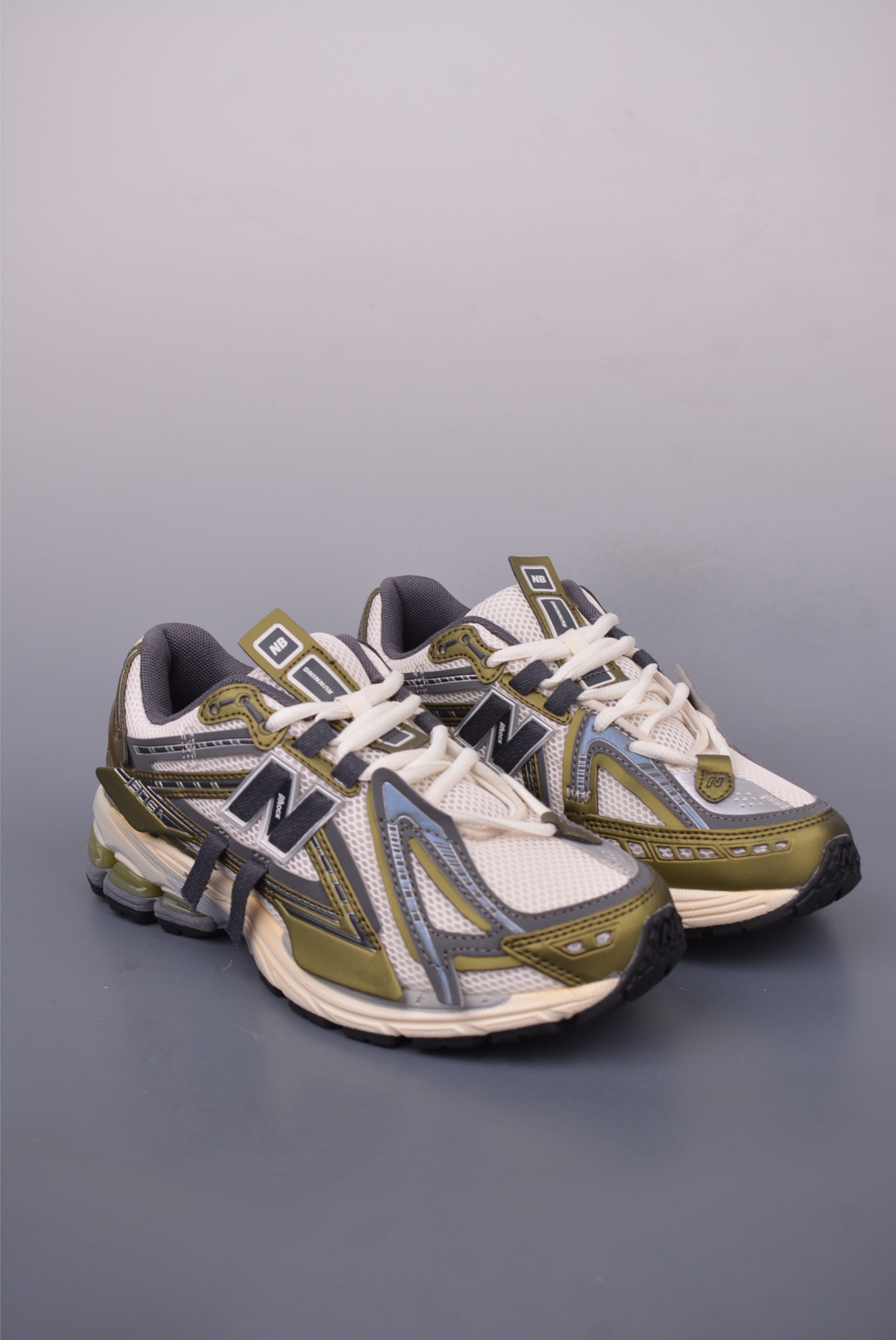 200 New Balance M1906系列 复古单品宝藏老爹鞋款 U1906ANC