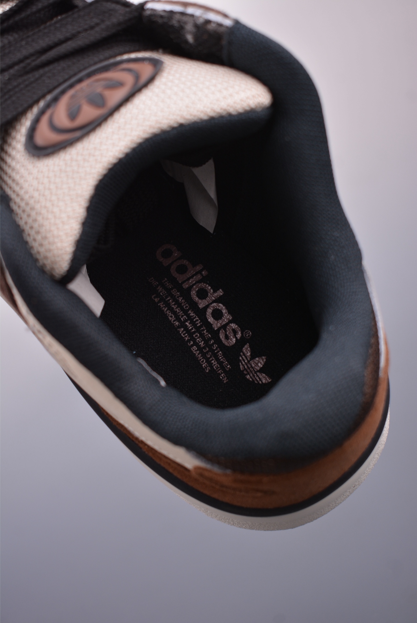180 Adidas originals Forum 2000 CL 三叶草低帮 复古潮流休闲面包鞋 JS3160