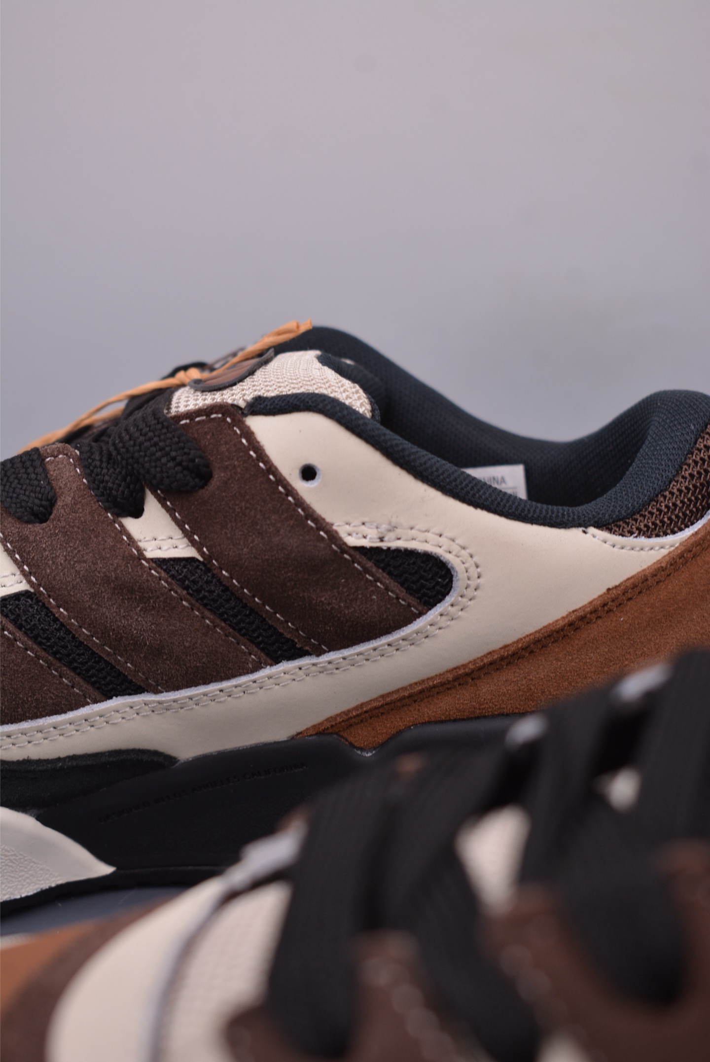 180 Adidas originals Forum 2000 CL 三叶草低帮 复古潮流休闲面包鞋 JS3160