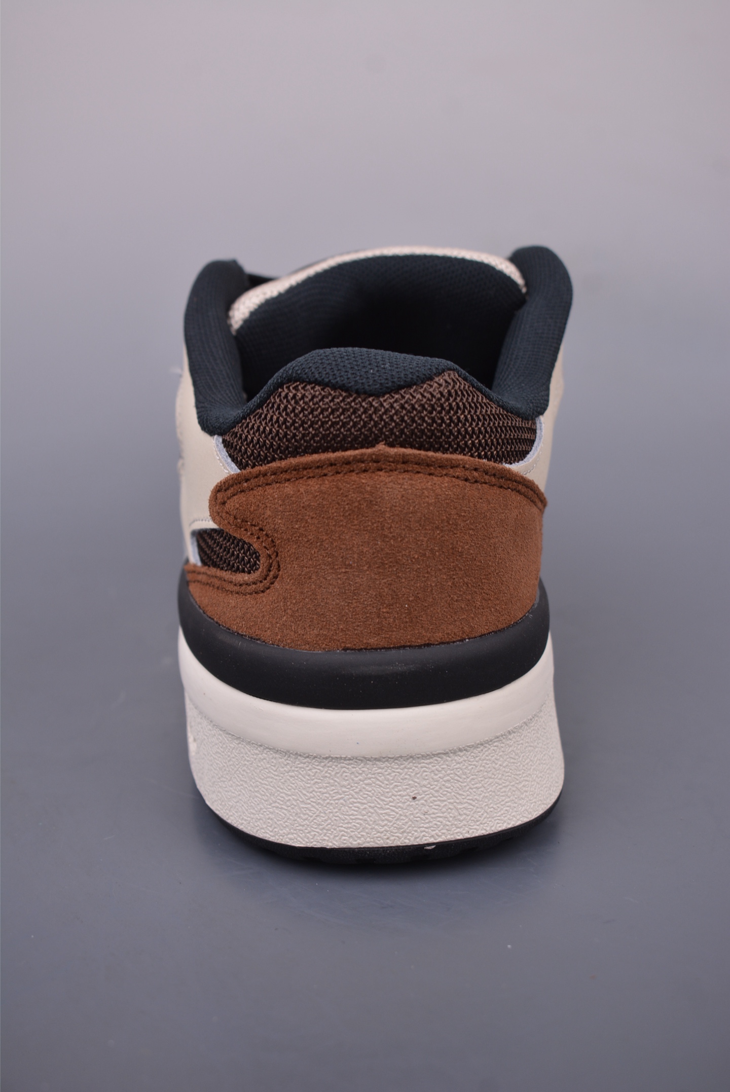 180 Adidas originals Forum 2000 CL 三叶草低帮 复古潮流休闲面包鞋 JS3160