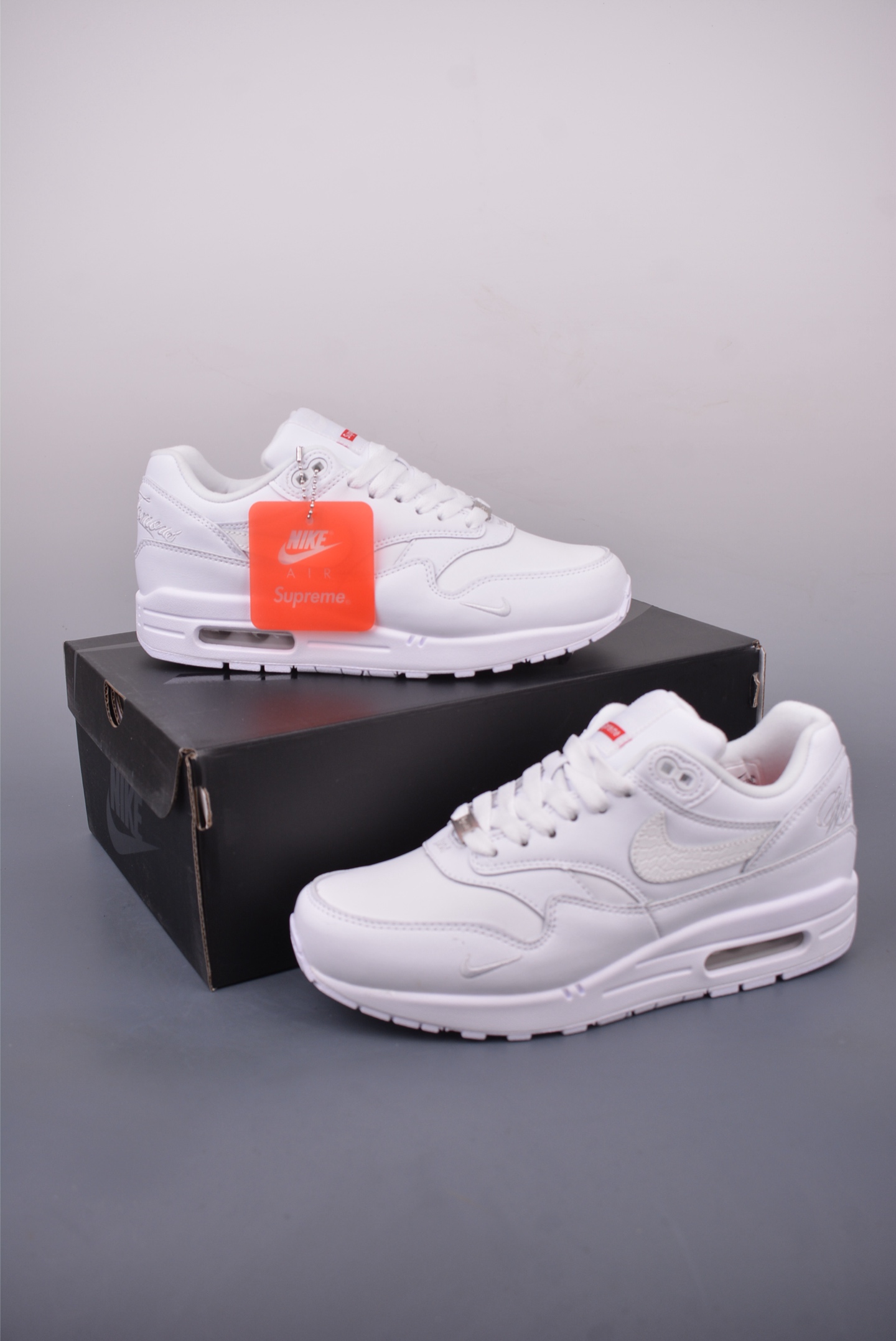 200 Nike Air Max 1 复刻拼接 纯原版本 复古休闲跑步鞋 HF8813-100
