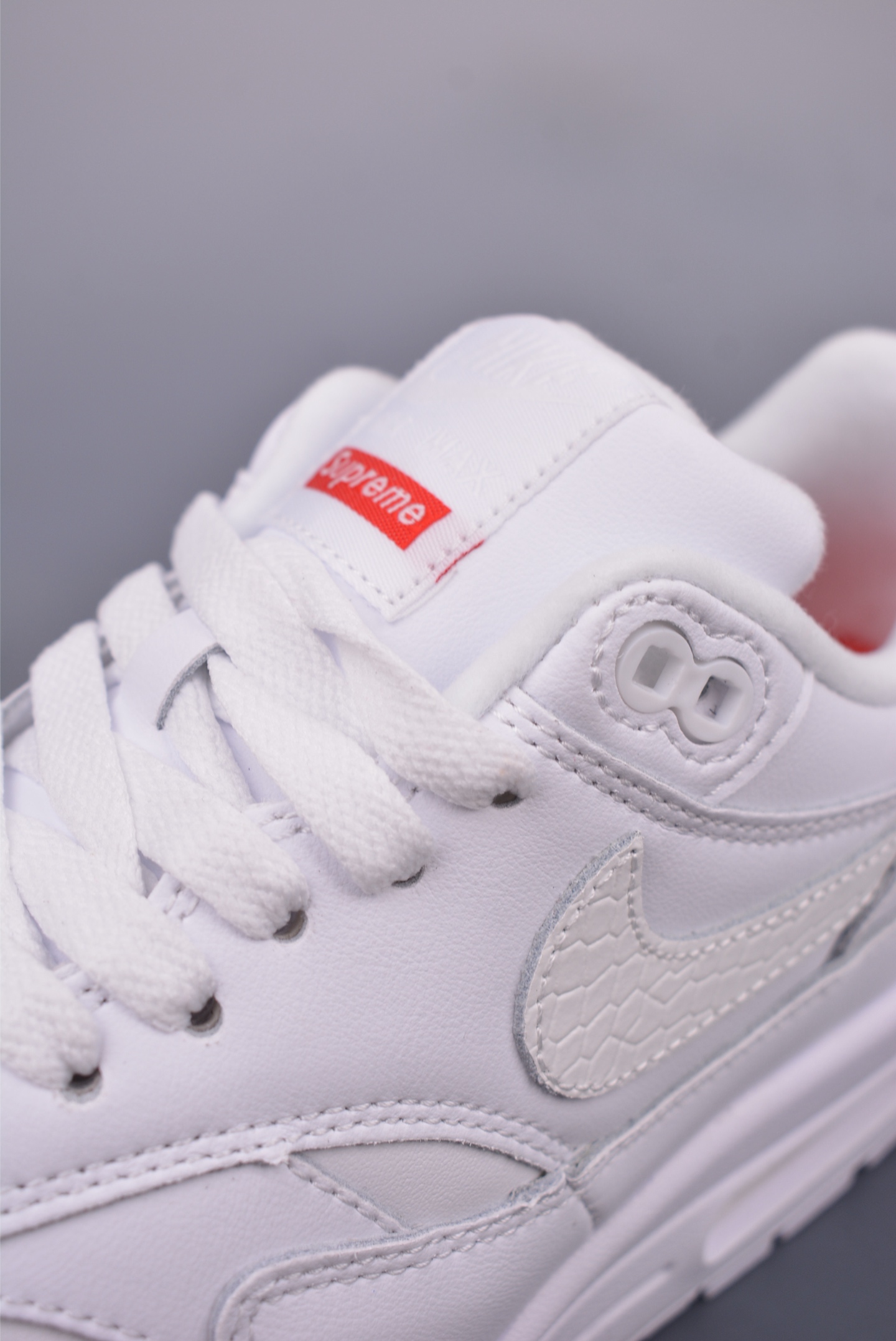 200 Nike Air Max 1 复刻拼接 纯原版本 复古休闲跑步鞋 HF8813-100