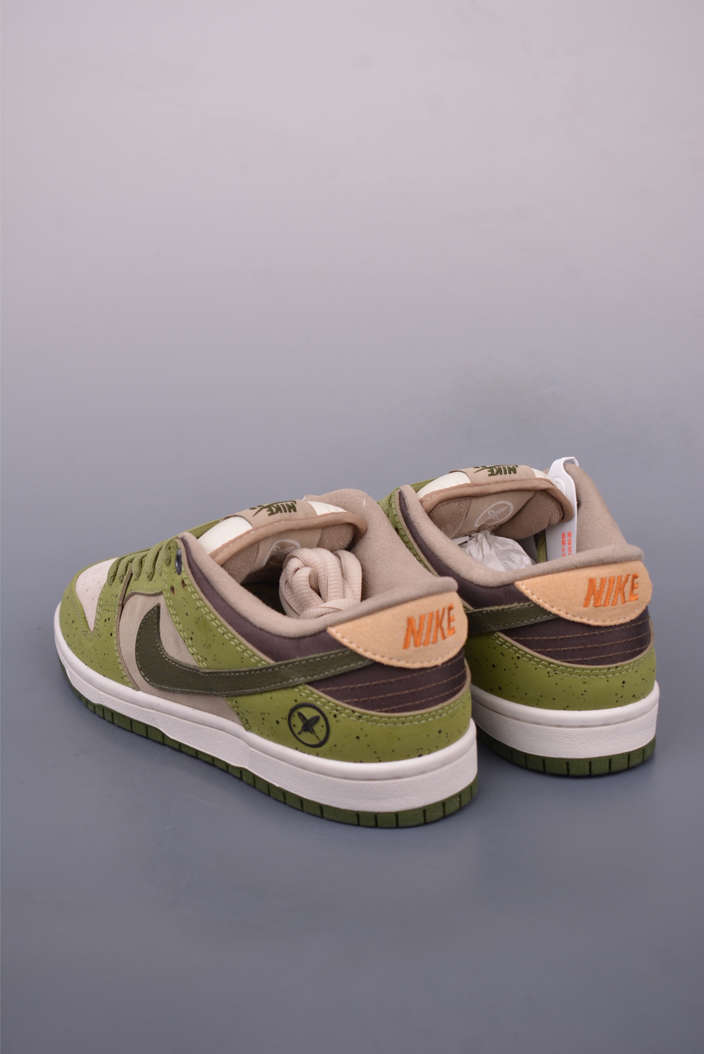 220 Yuto Horigome x Nike Dunk SB Low “Asparagus”绿白 HF8022-300