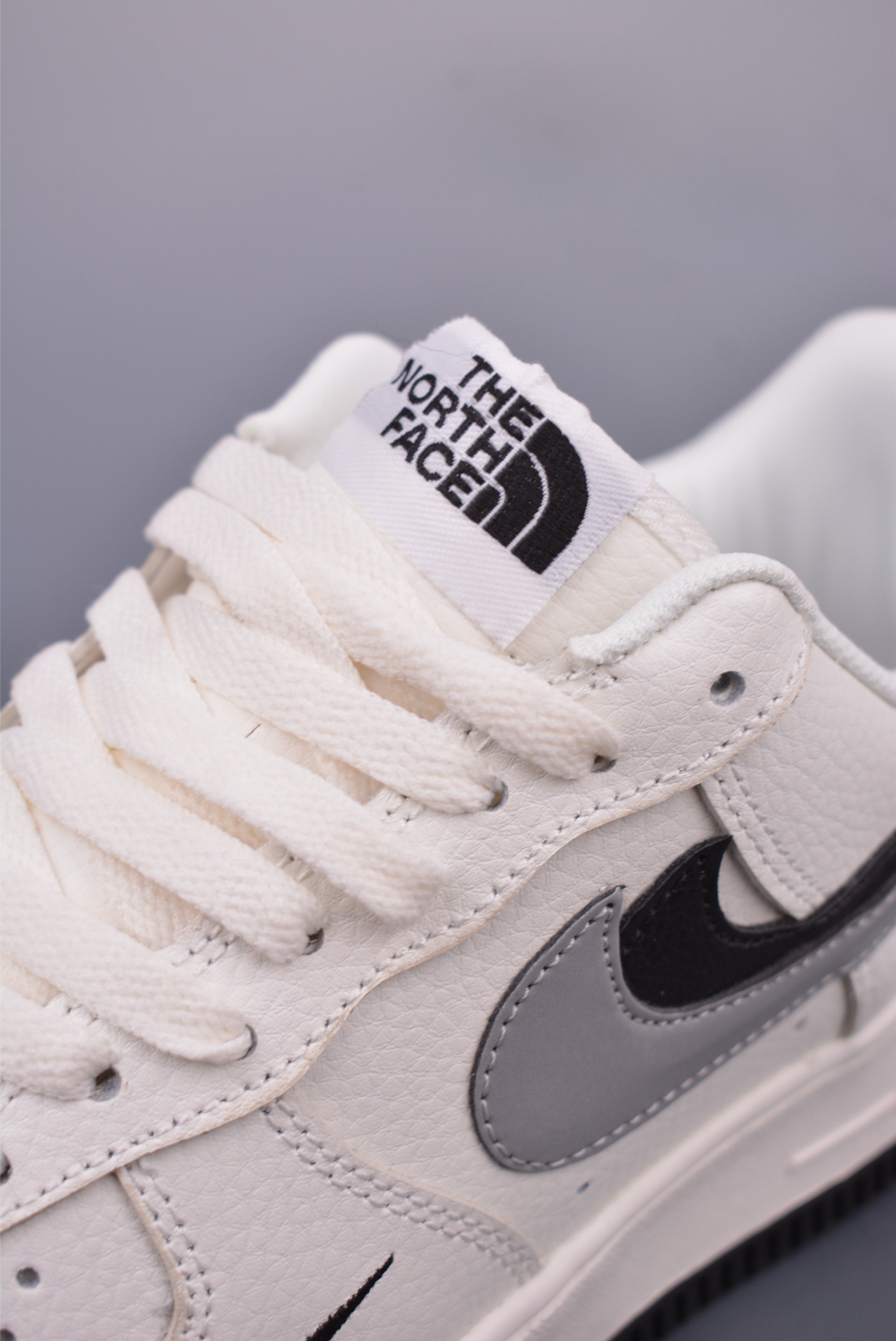 260 Nike Air Force 1 Low 北面联名 AM1588-006