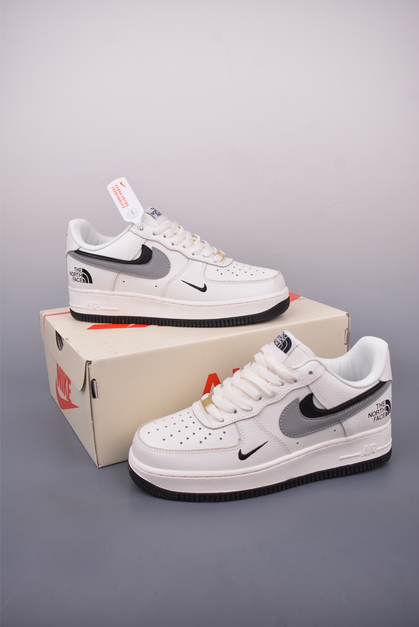260 Nike Air Force 1 Low 北面联名 AM1588-006