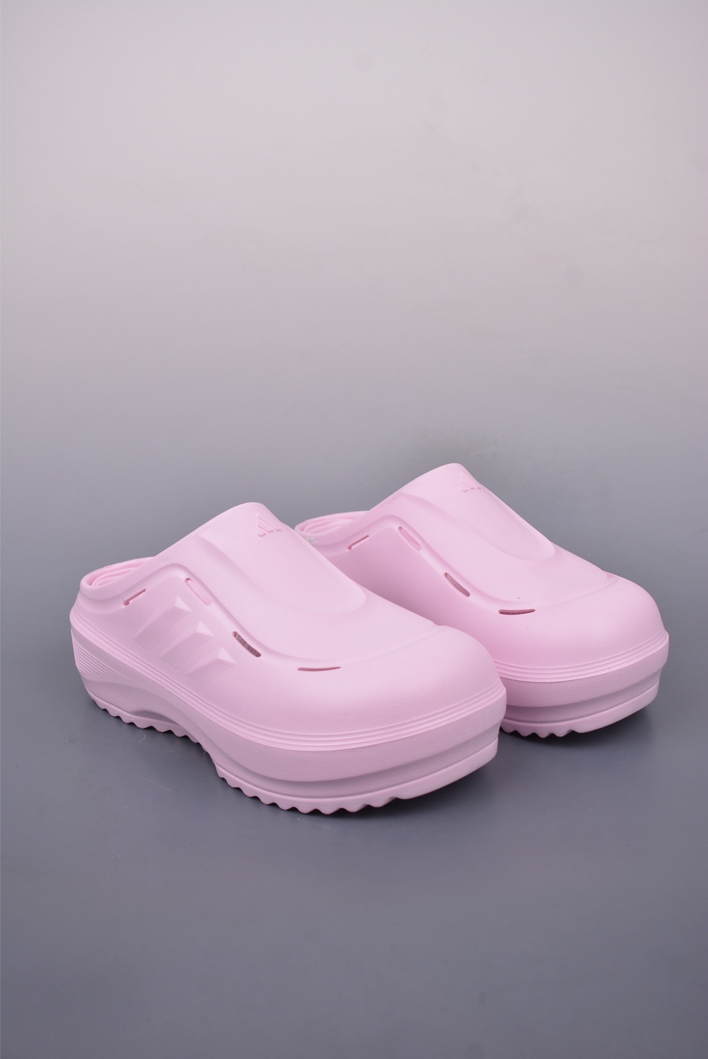 110 adidas OZWAVE CLOG 防滑包头 厨师鞋二代 稳定缓震回弹厚底老爹拖鞋 JR6756