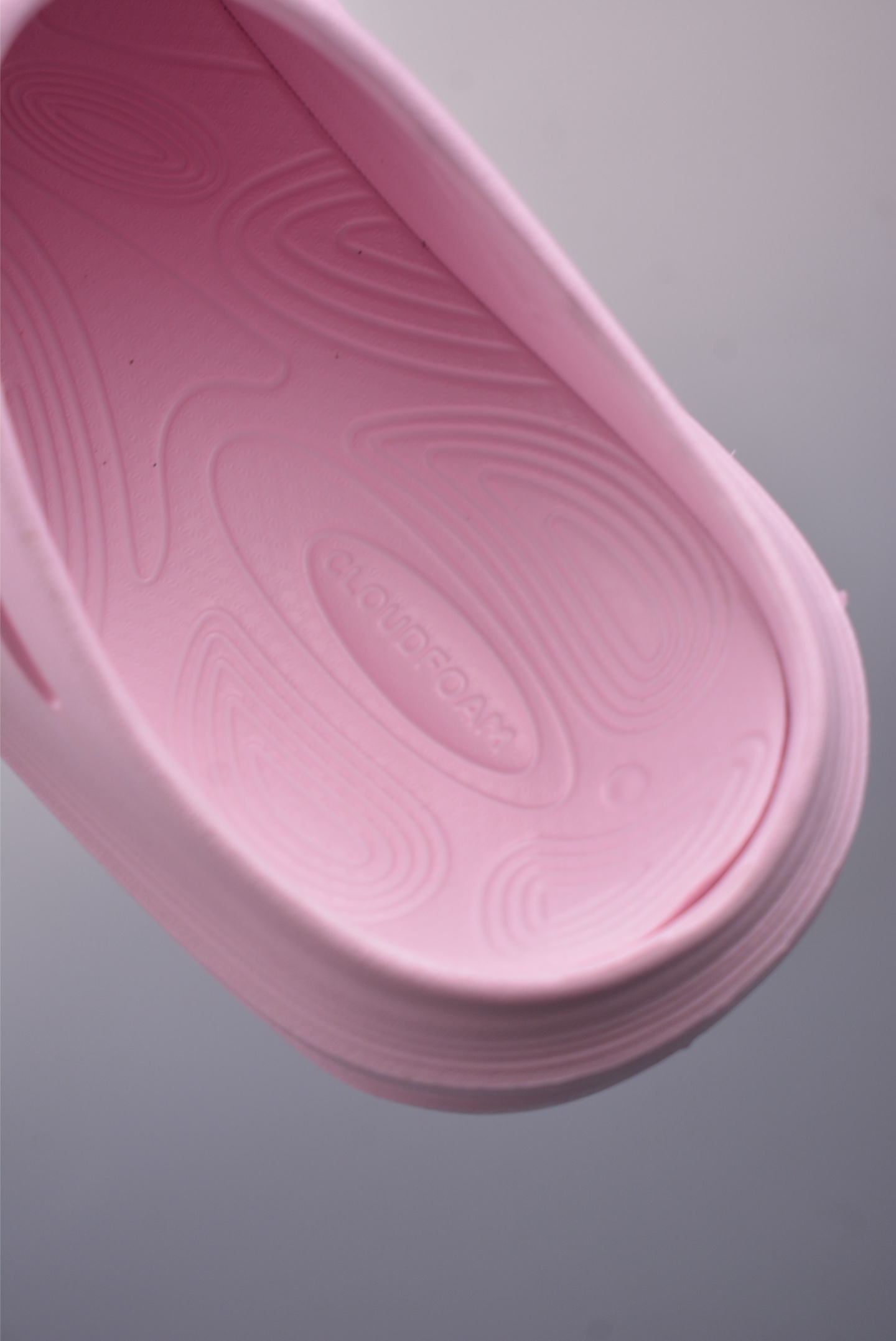 110 adidas OZWAVE CLOG 防滑包头 厨师鞋二代 稳定缓震回弹厚底老爹拖鞋 JR6756
