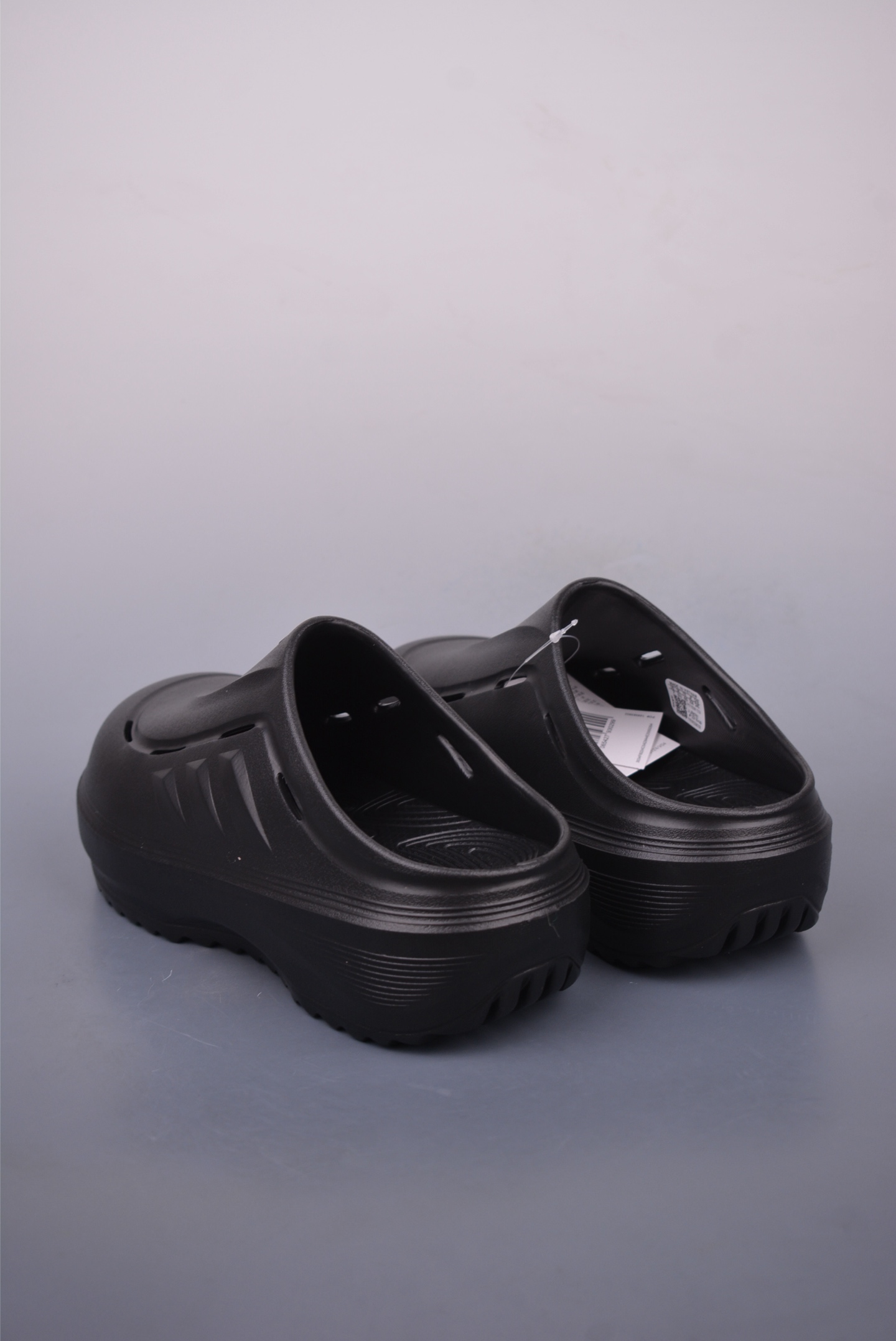 110 adidas OZWAVE CLOG 防滑包头 厨师鞋二代 稳定缓震回弹厚底老爹拖鞋 JR6761