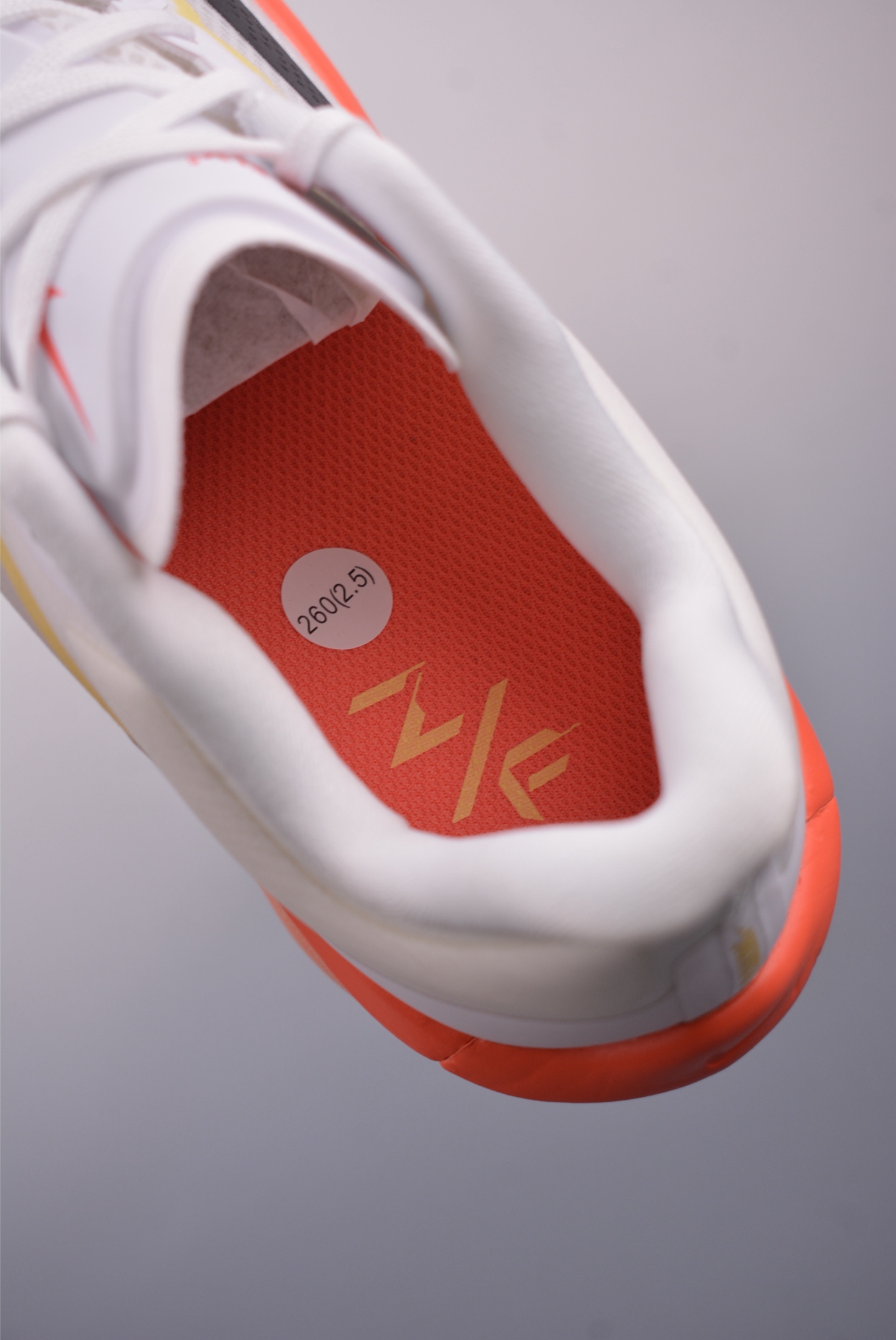 240 NIKE AIR Zoom RIVAL Fly 6 超轻跑步鞋 织物减震轻盈跑步鞋 IB6657-108