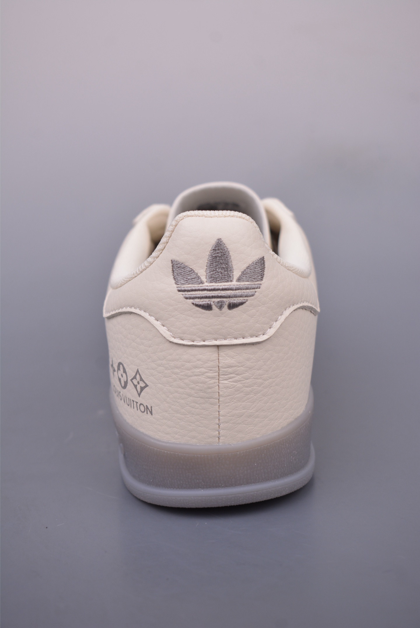 adidas Originals Gazelle INdoor LV联名 三叶草休闲防滑耐磨低帮板鞋 DM1234