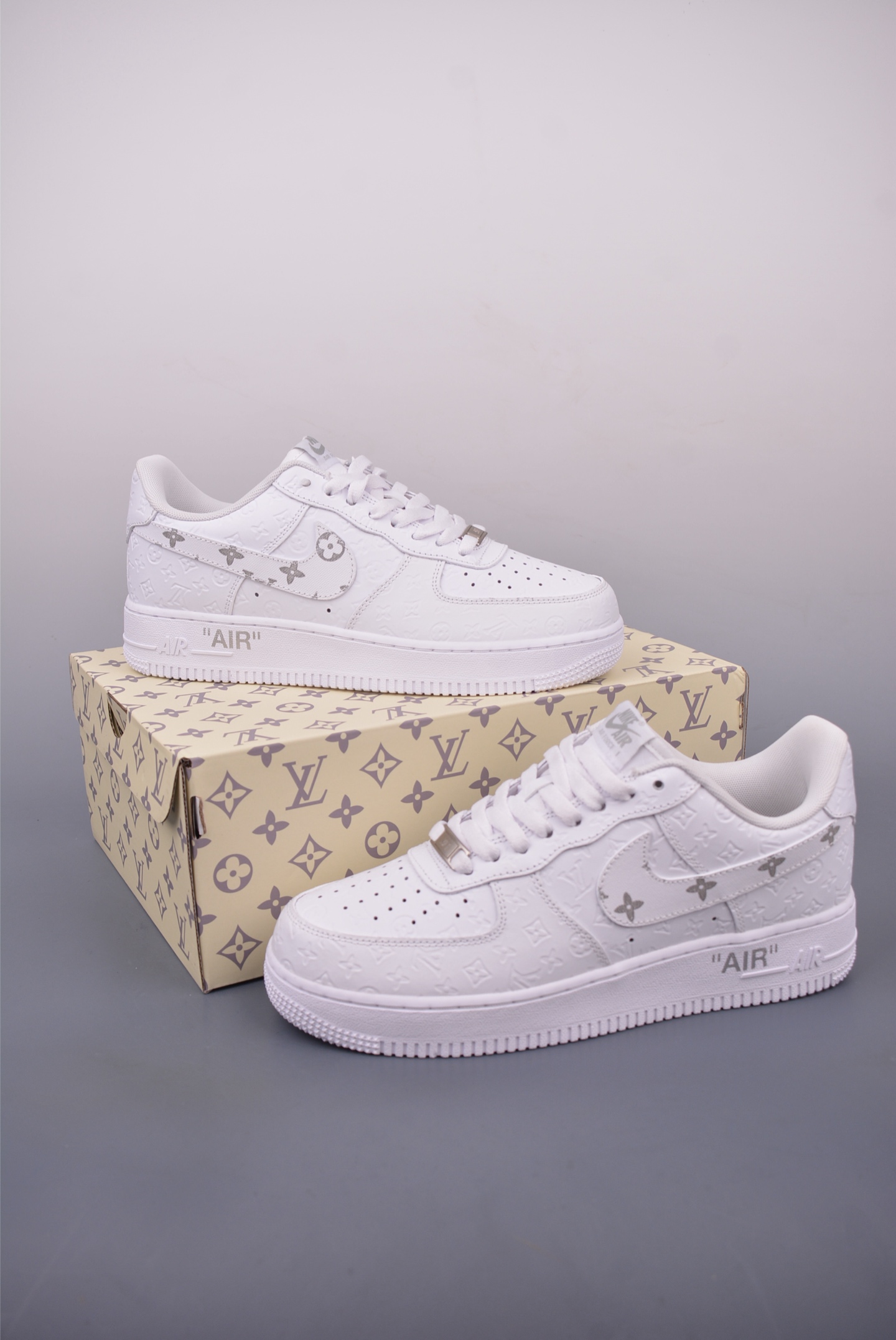 260 Nike Air Force 1 Low LV联名 YN769822