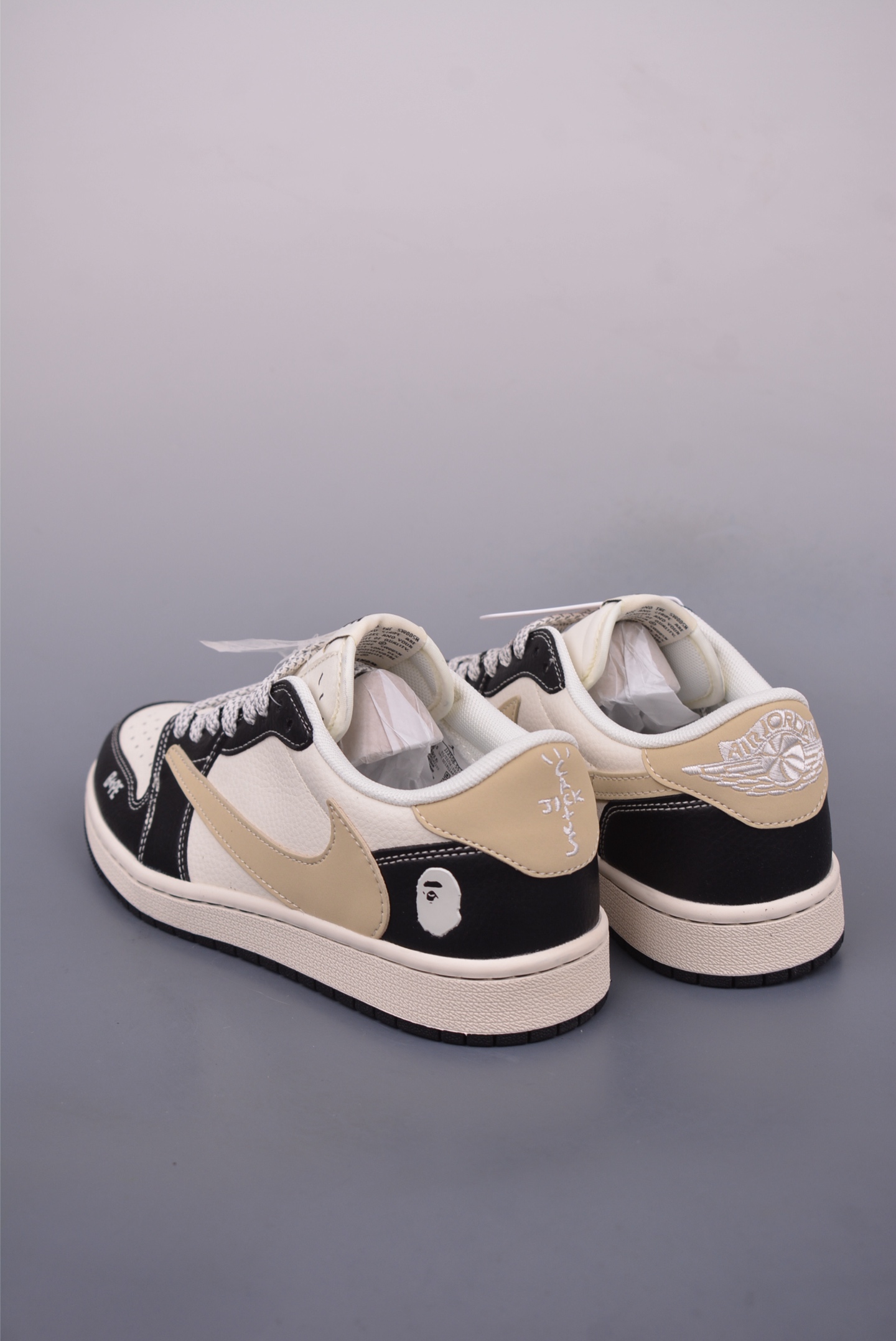 280 Fragment x Travis Scott x 猿人头 Air Jordan 1 Low 三方联名倒钩 JJ2508-552