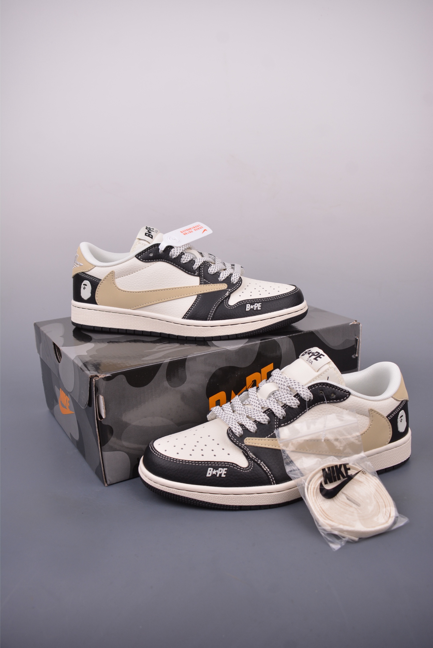 280 Fragment x Travis Scott x 猿人头 Air Jordan 1 Low 三方联名倒钩 JJ2508-552