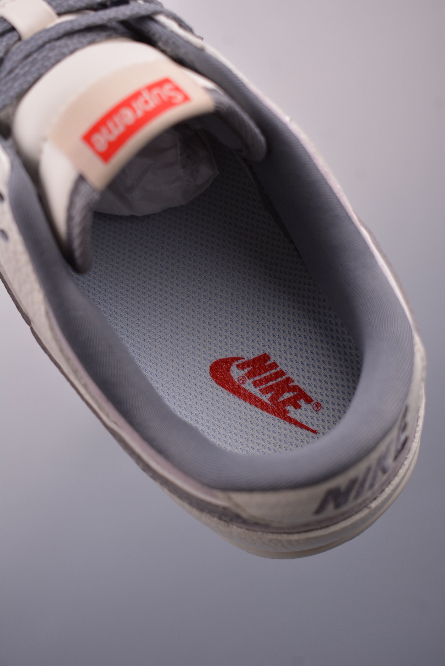 Nike SB Dunk Low Supreme联名 SC9207-408