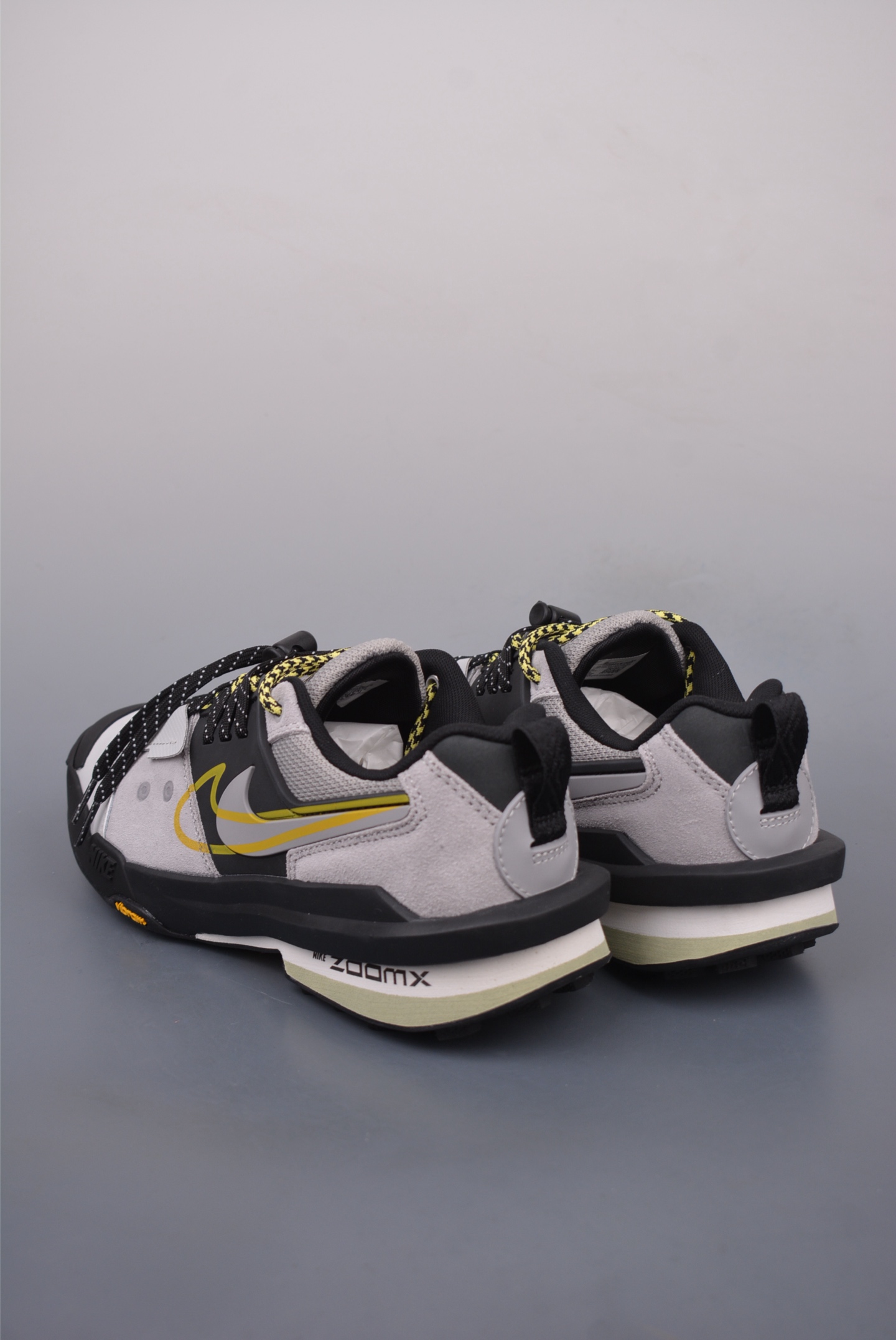 300 Sacai x Nike Zegamadome SP 联名款 机能风休闲运动鞋 HQ8618-003