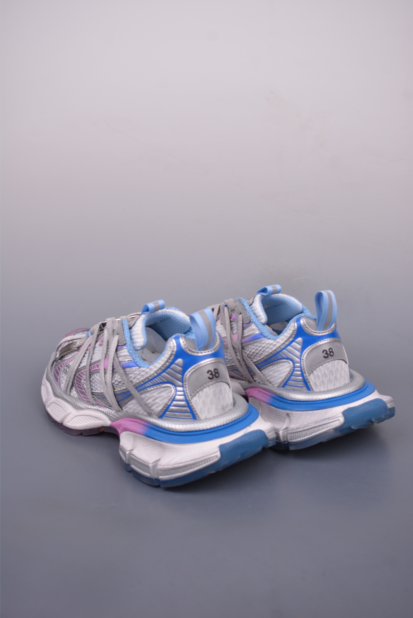 260 Balenciaga Phantom Sneaker 825599 W3XCH 9145