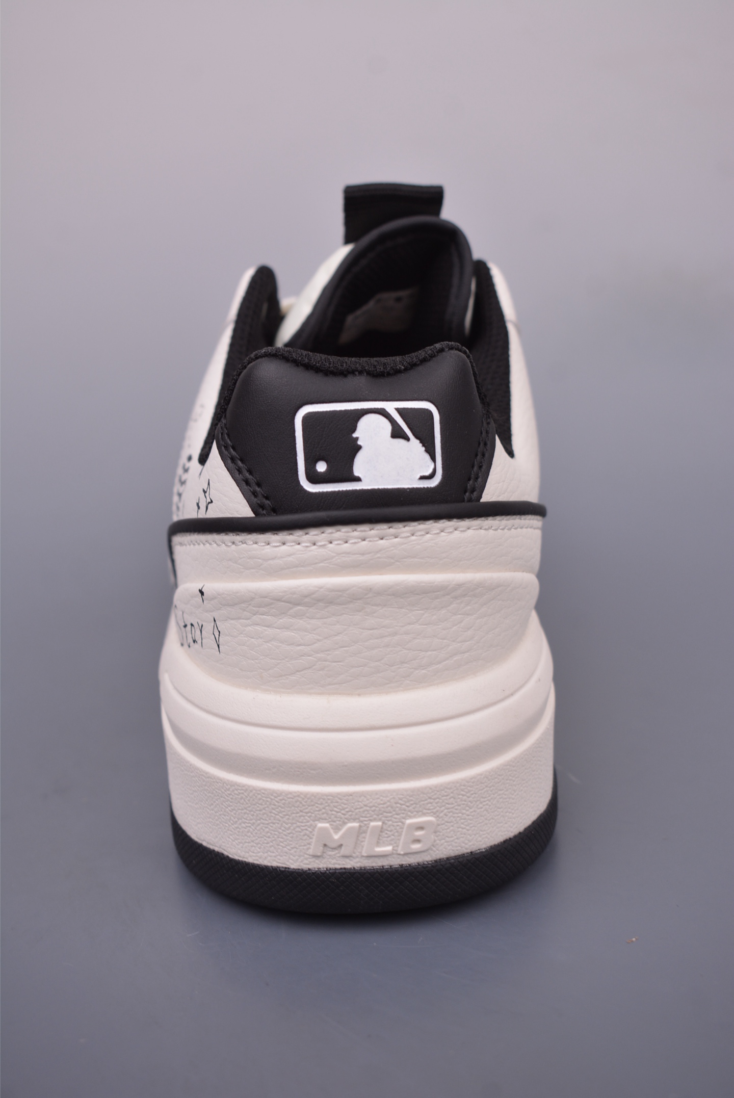 200 MLB NY 印花网红老爹鞋 涂鸦恶作剧 内增高6cm 3ASXCA12N