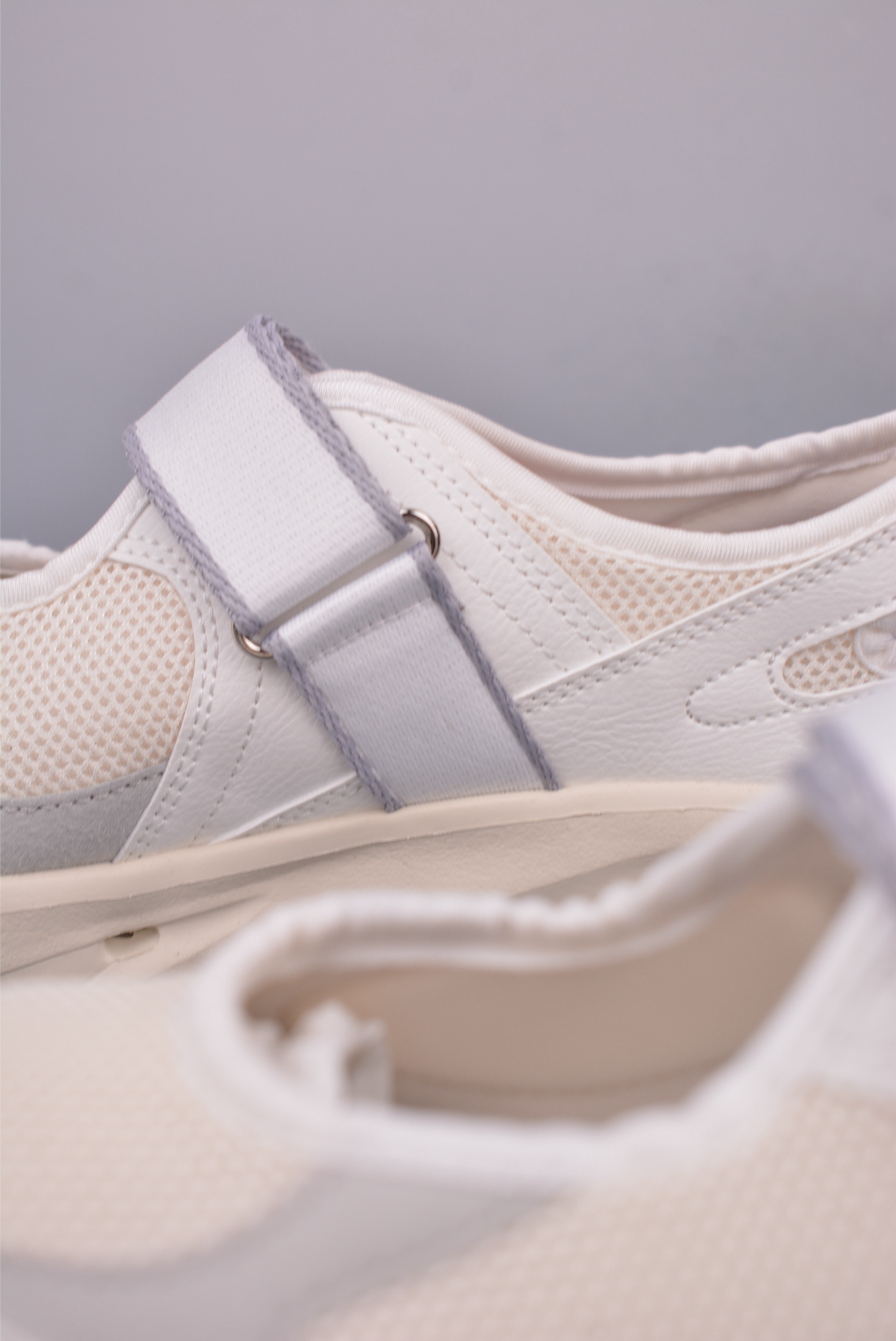 170 New Balance 公主鞋 玛丽珍网面拼接魔术贴凉鞋 NBRJEf710W