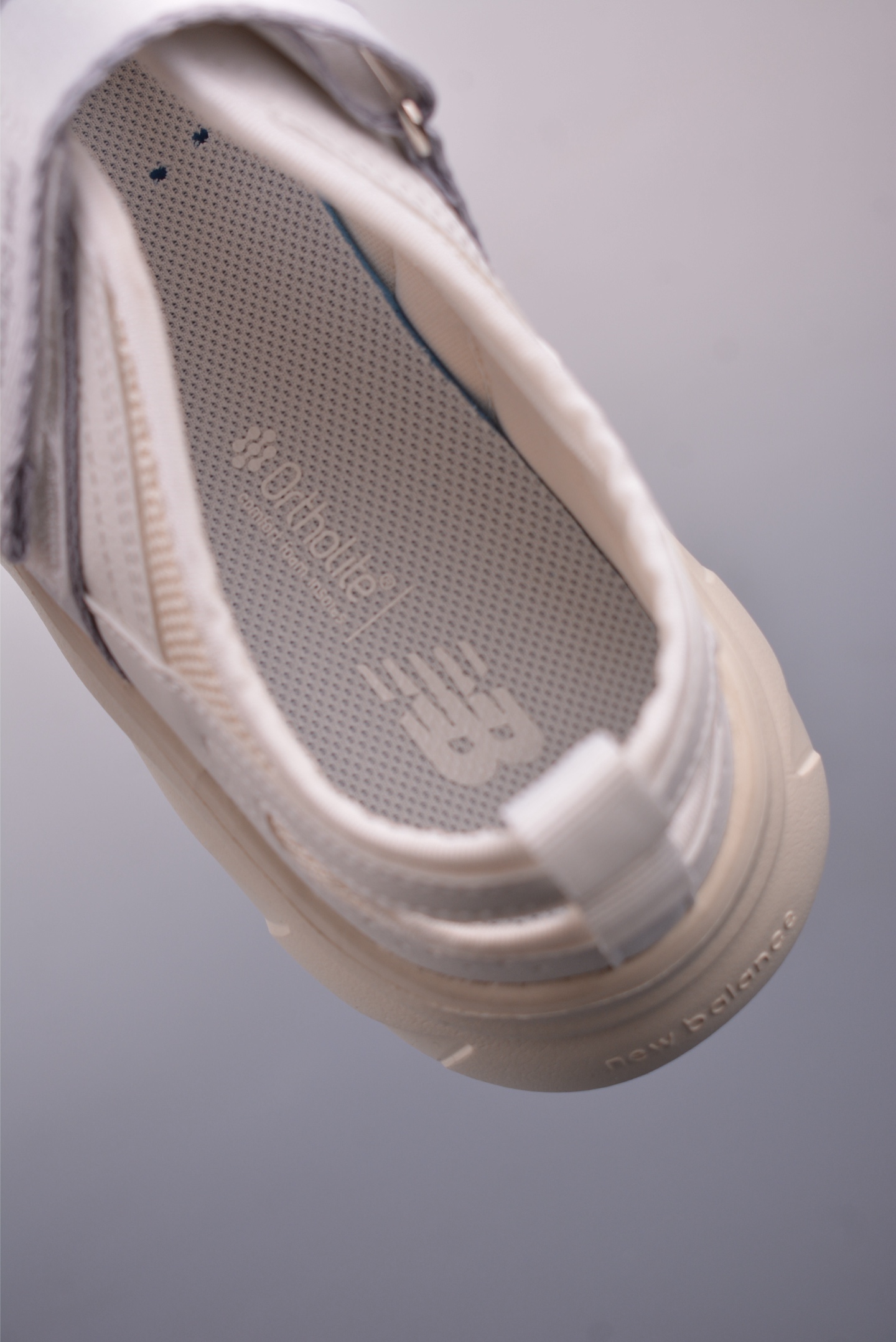 170 New Balance 公主鞋 玛丽珍网面拼接魔术贴凉鞋 NBRJEf710W
