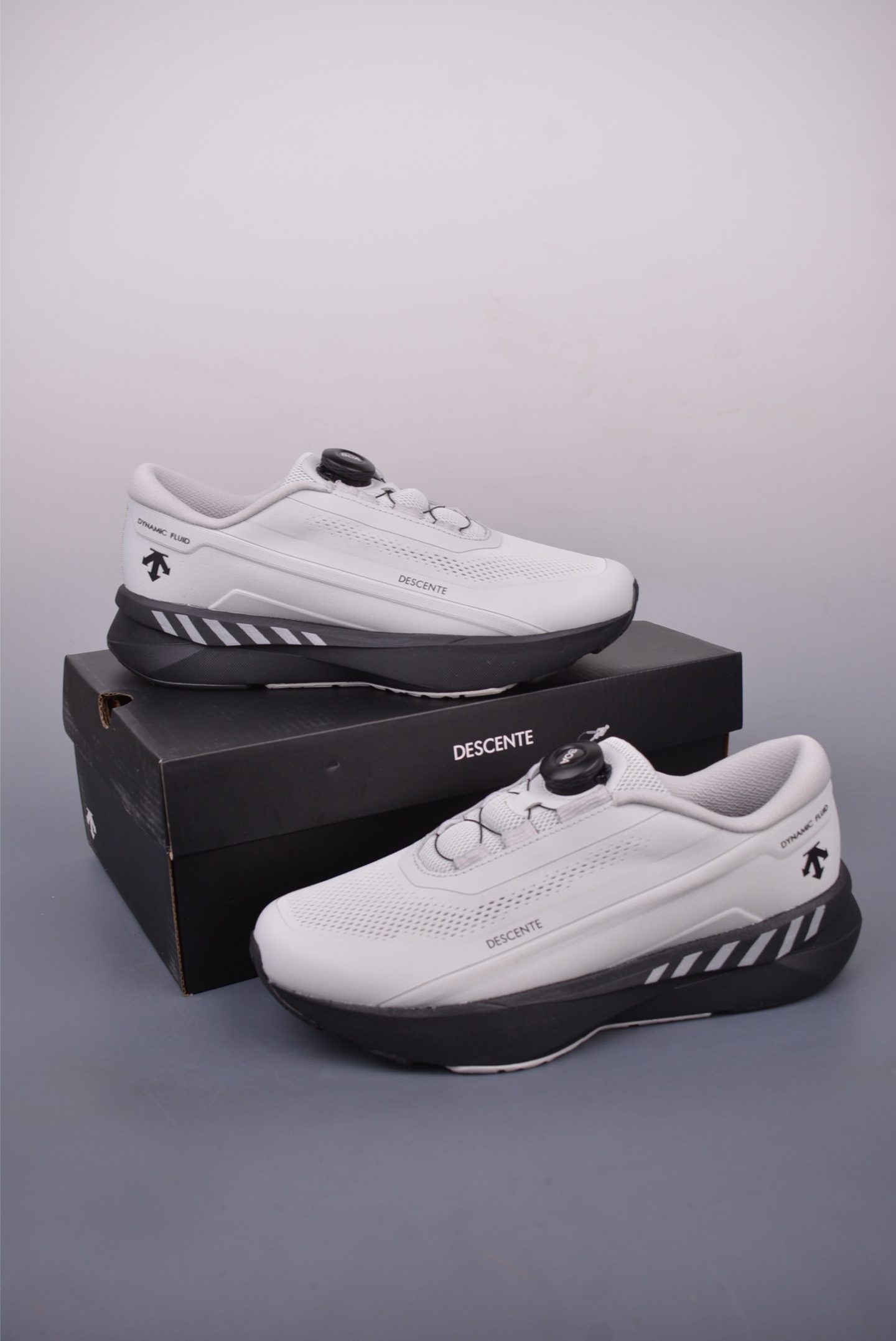 DESCENTE迪桑特 PRIMER GTX 广东纯原版本 时尚休闲运动覆盖防水男子越野跑鞋 D4334RRN29