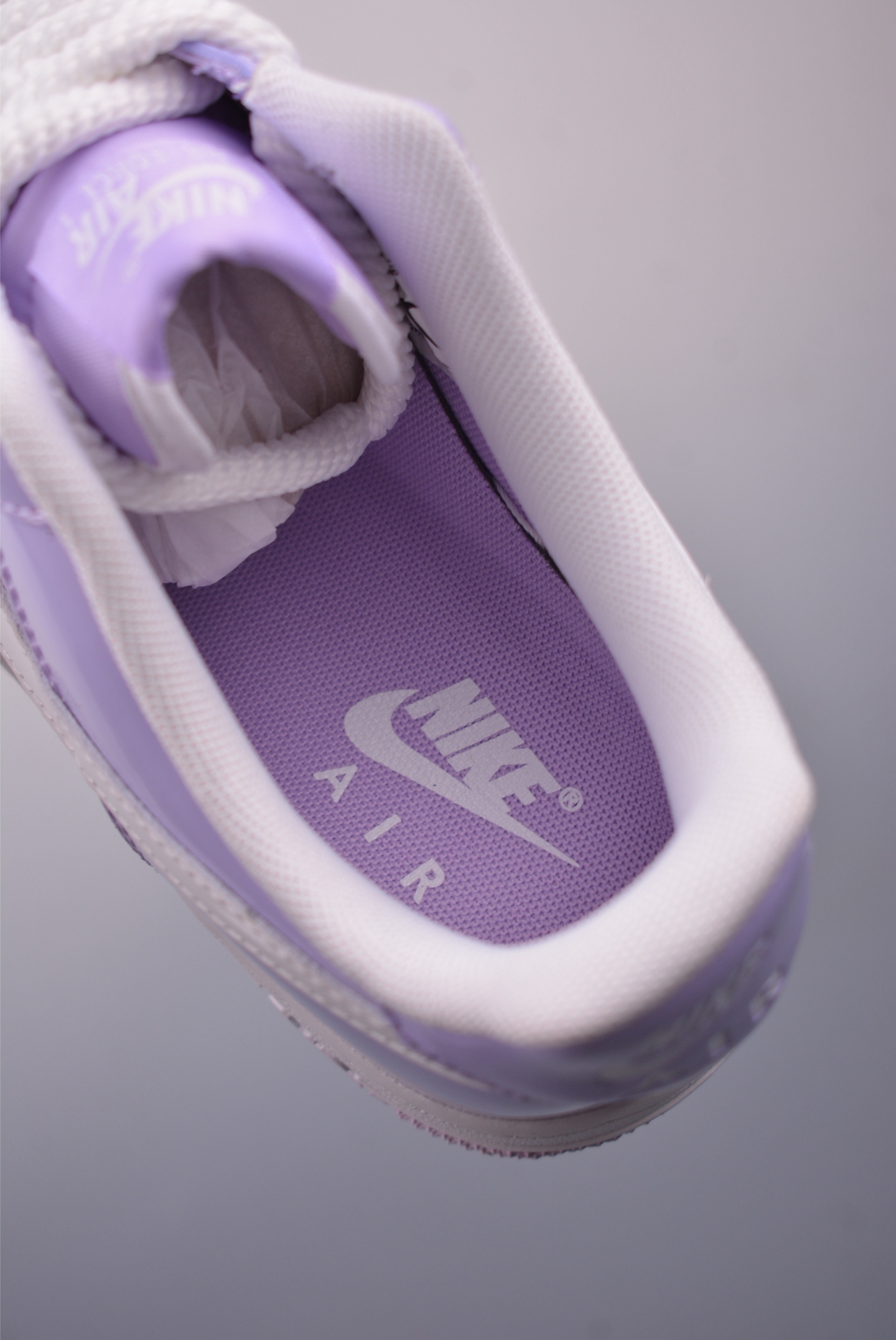 180 Nike Air Force 1 Low 白紫镜面 HV9405-500