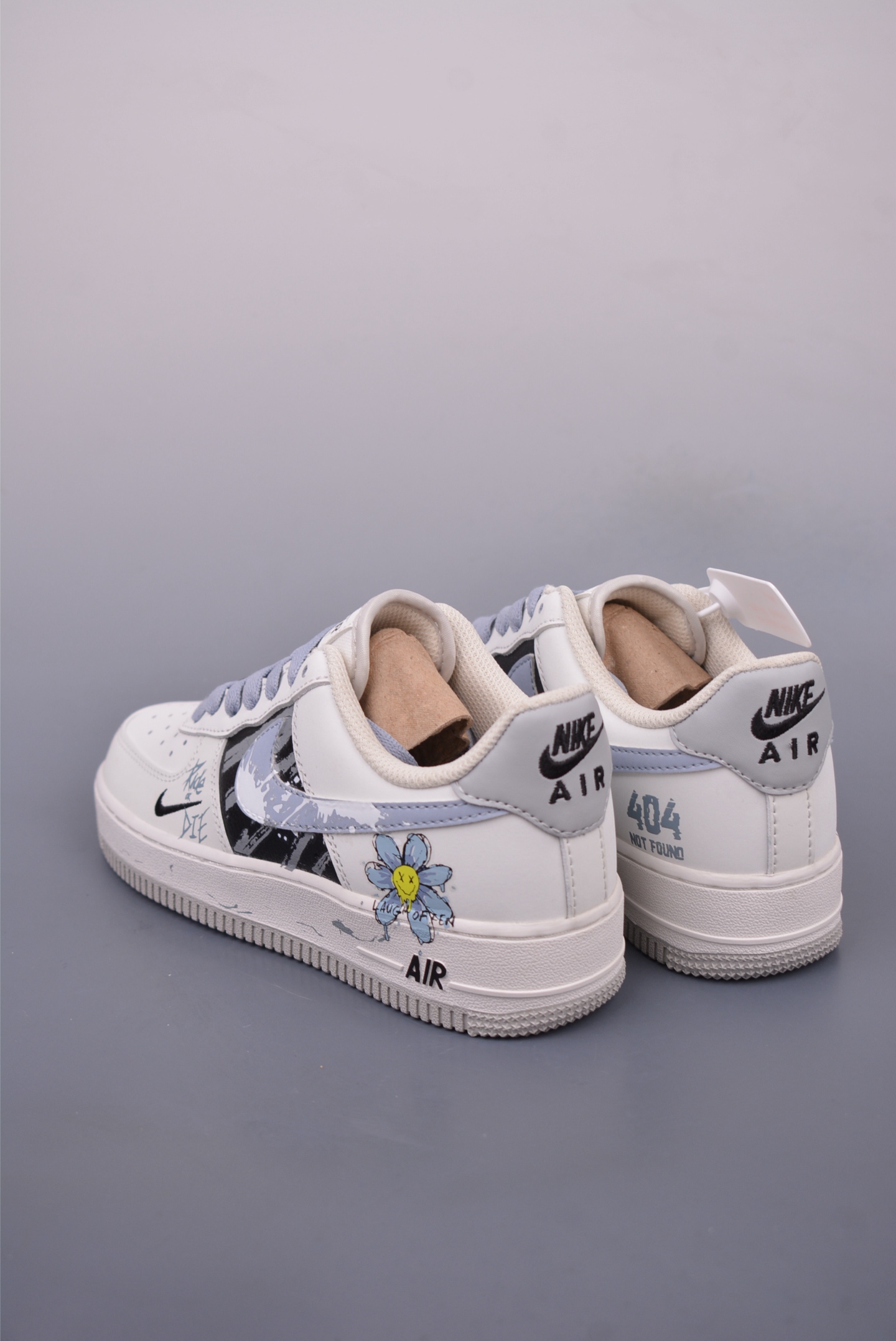 260 Nike Air Force 1 Low 涂鸦小蓝花 FB1893-888