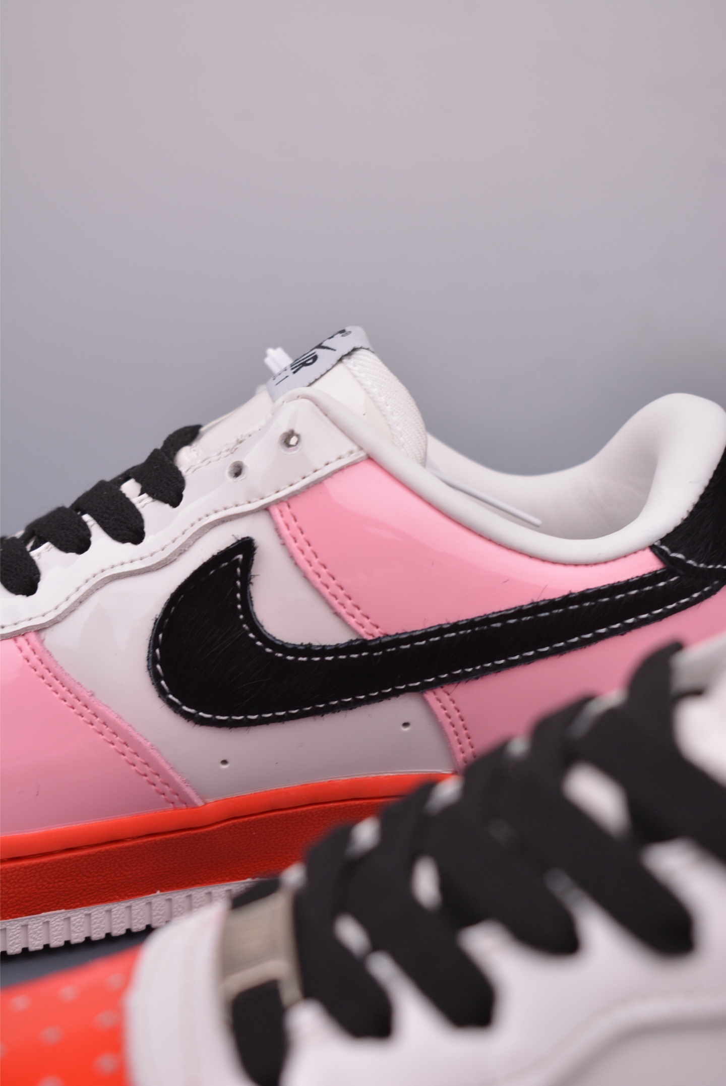 180 Nike Air Force 1 Low 白红粉漆皮 CW2288-001