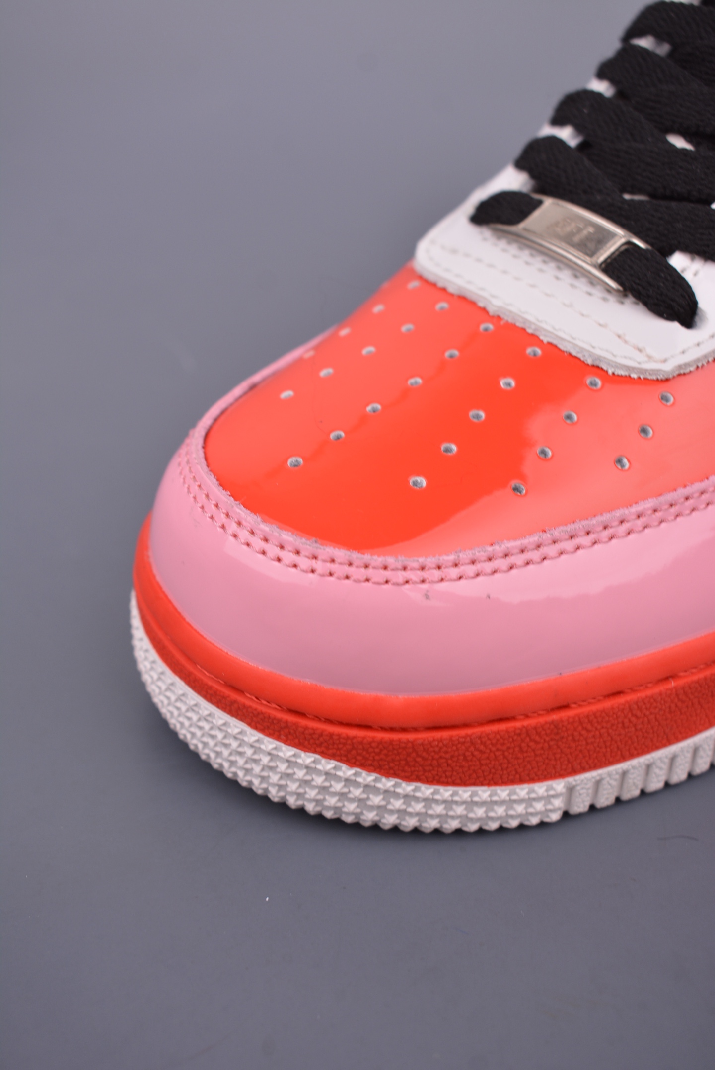 180 Nike Air Force 1 Low 白红粉漆皮 CW2288-001
