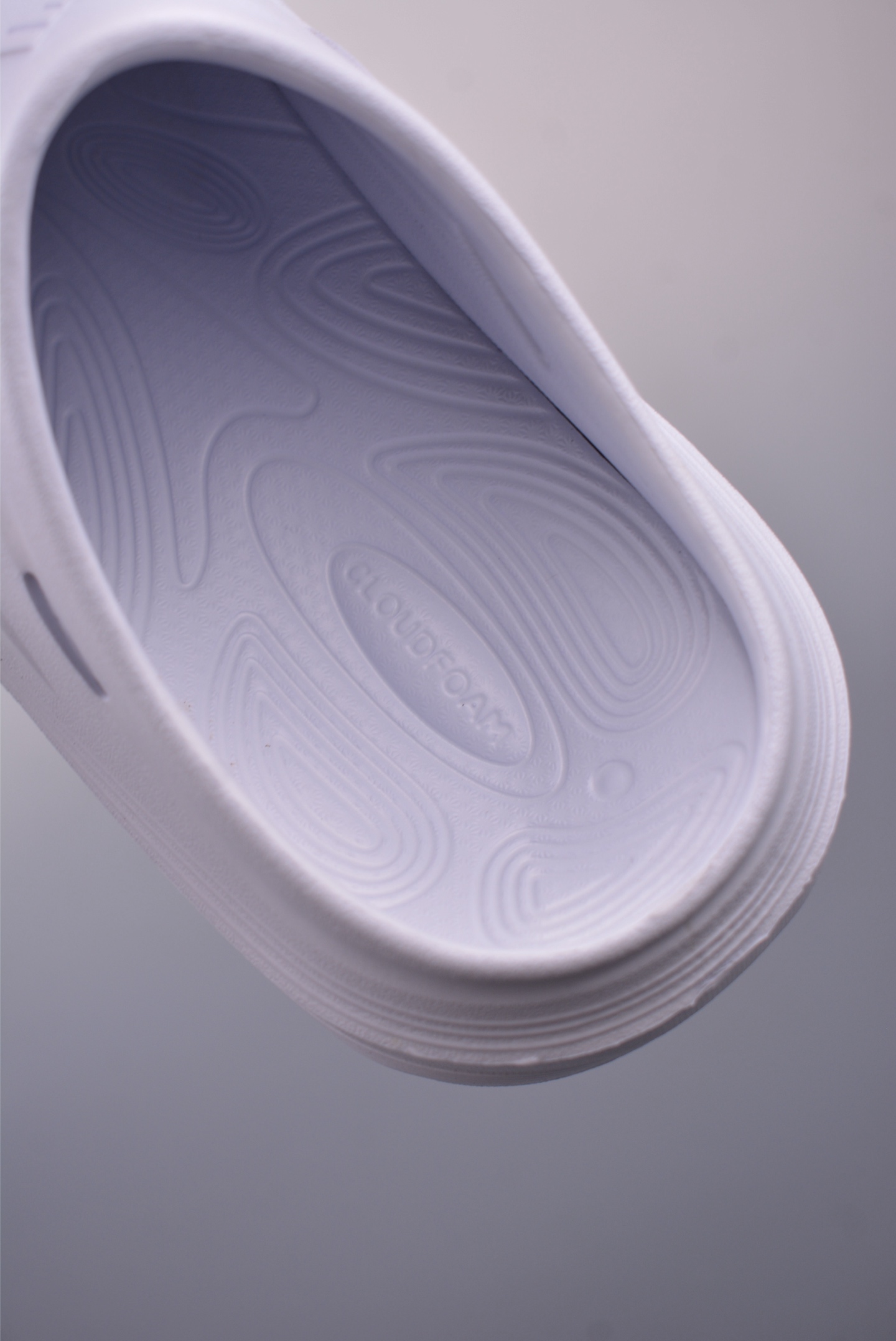 110 adidas OZWAVE CLOG 防滑包头 厨师鞋二代 稳定缓震回弹厚底老爹拖鞋 JR9273