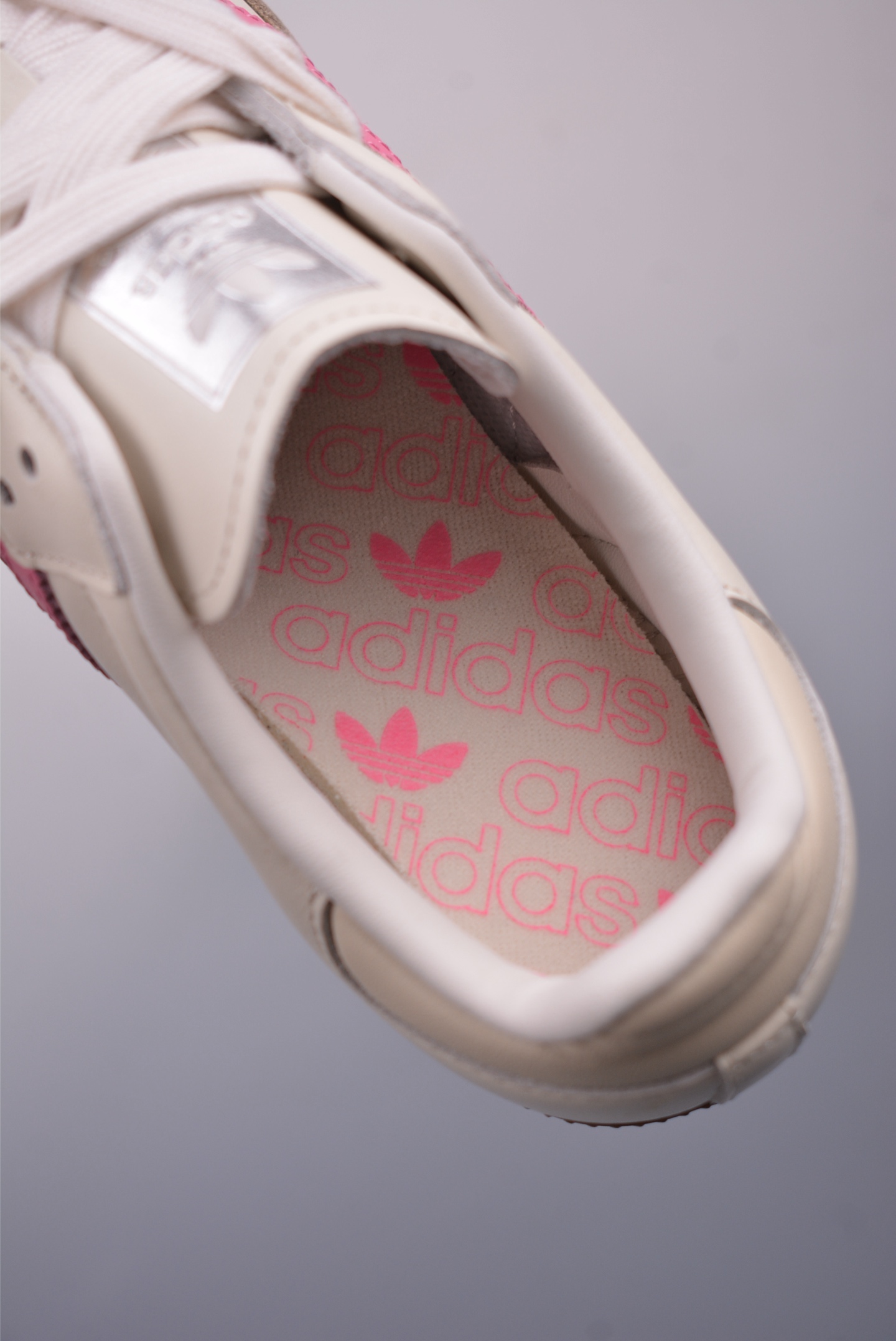 180 Adidas Samba OG 复古桑巴板鞋 IG1962
