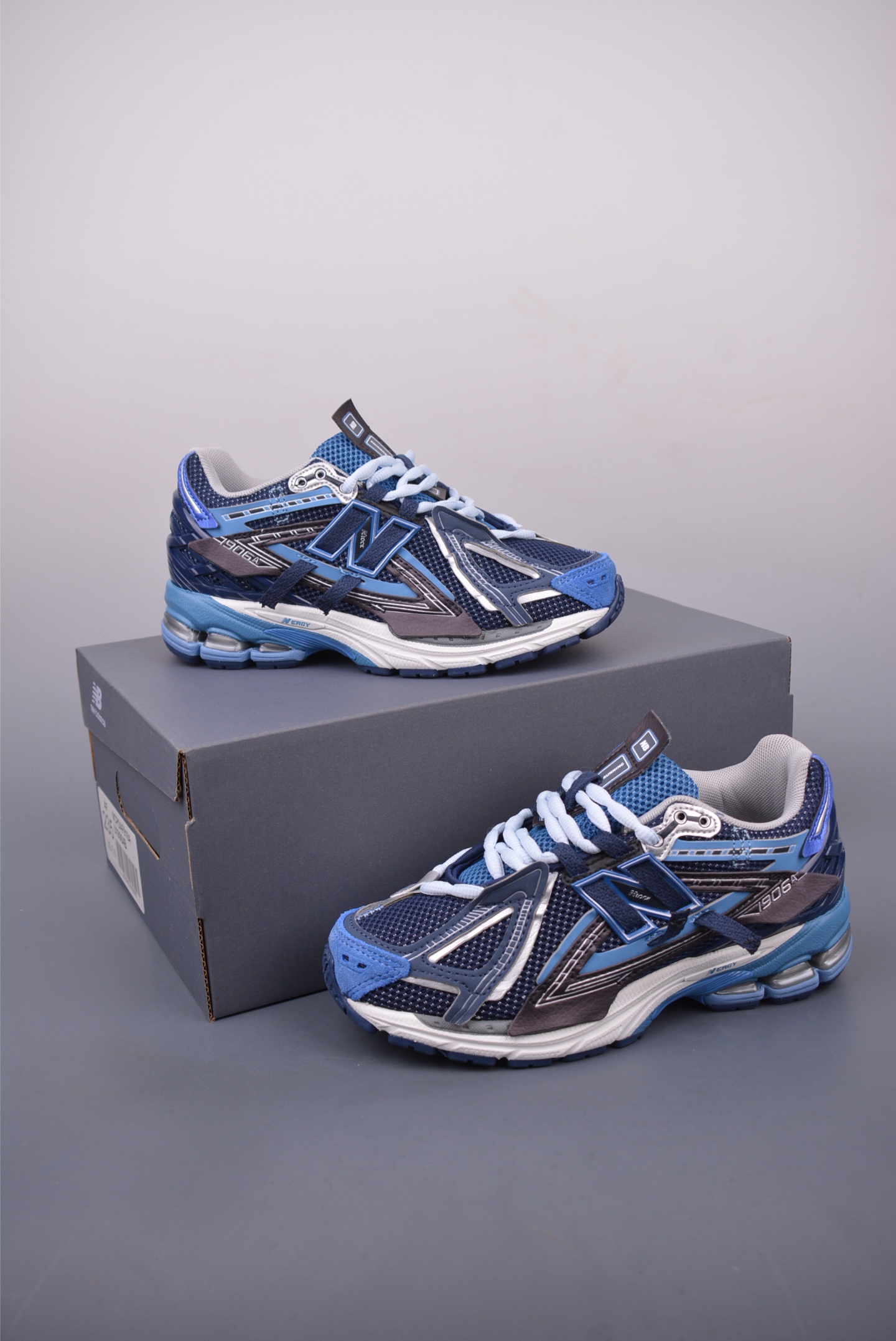 200 New Balance M1906系列 复古单品宝藏老爹鞋款 U1906AB