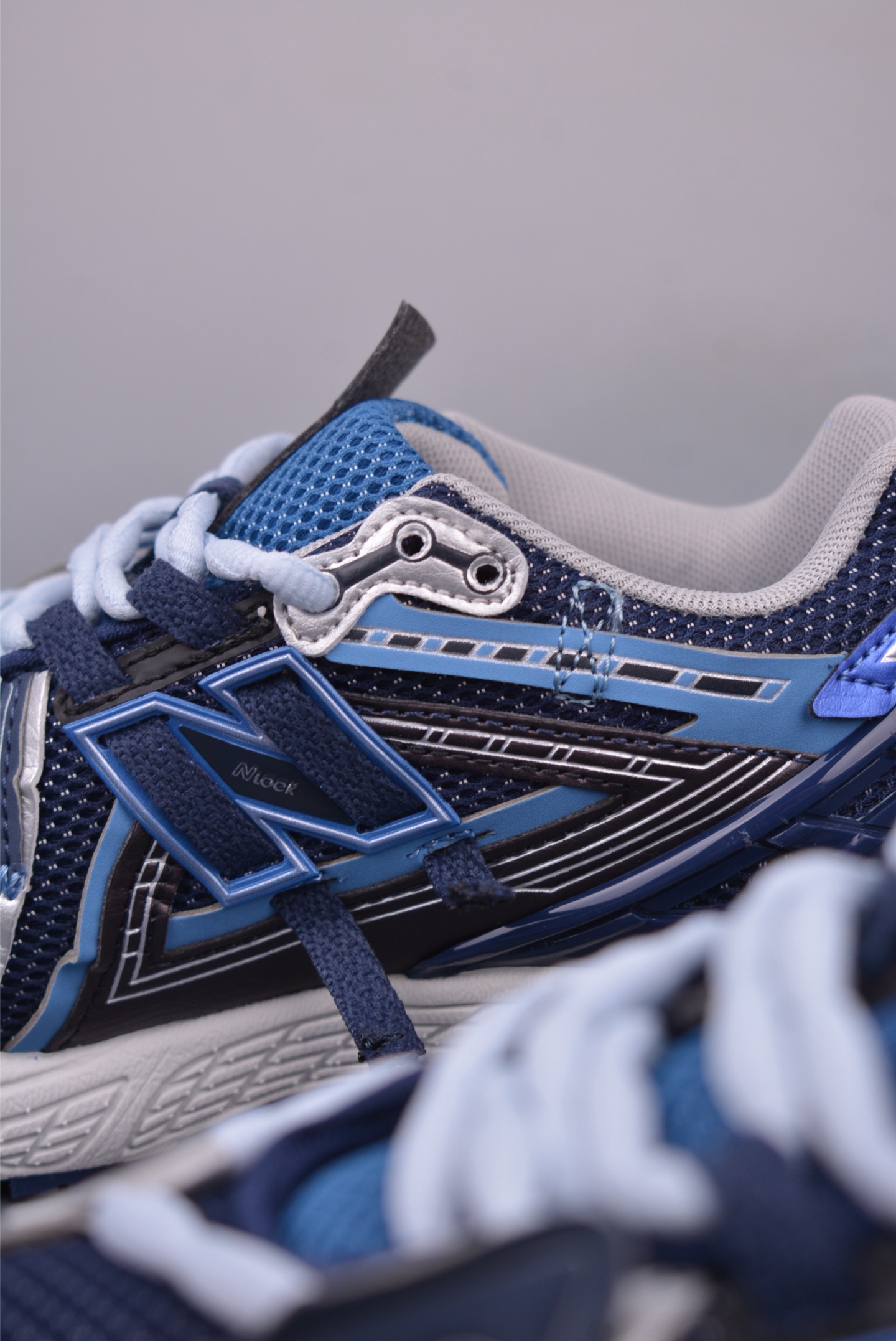 200 New Balance M1906系列 复古单品宝藏老爹鞋款 U1906AB
