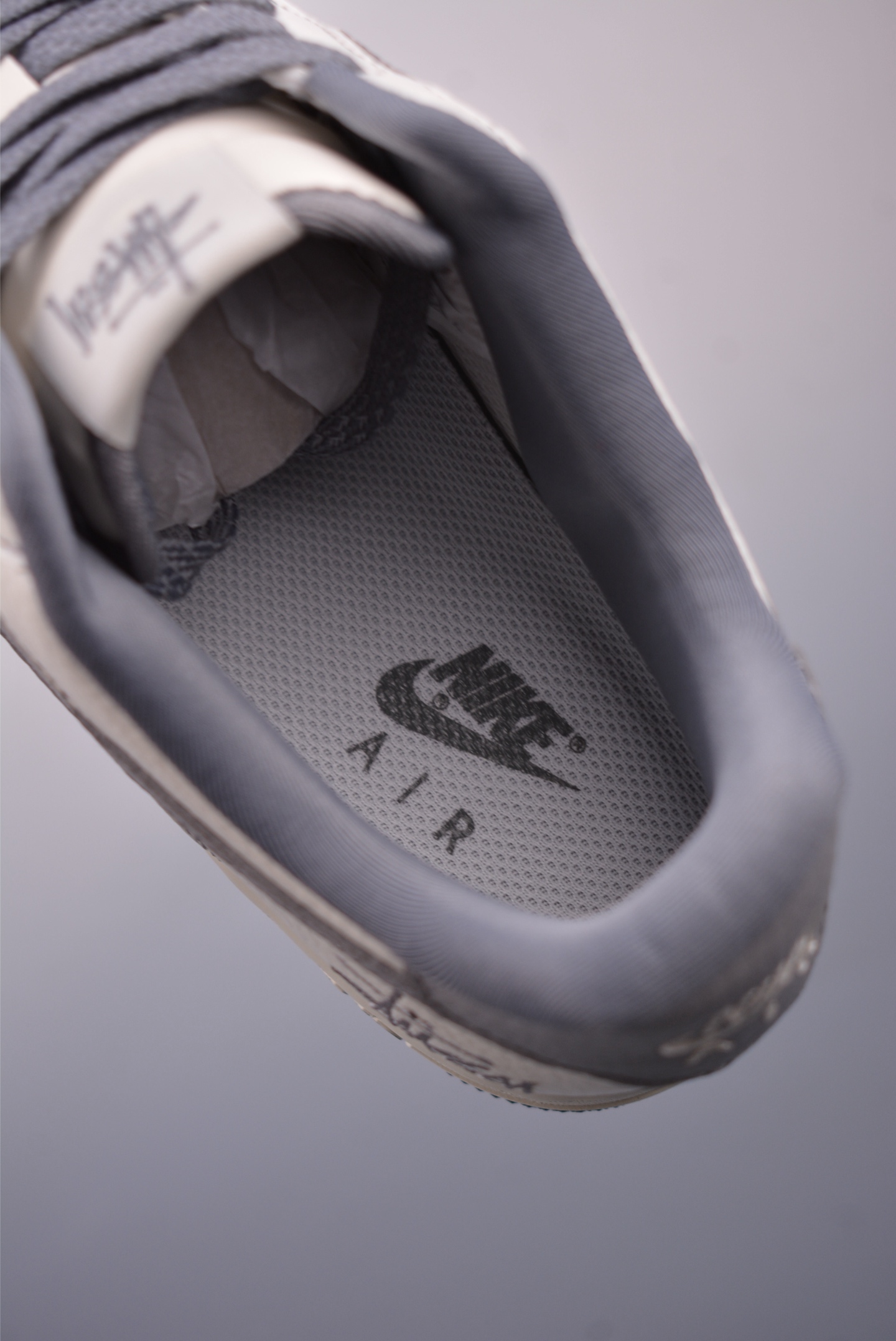 260 Nike Air Force 1 Low 斯图西联名 BZ6808-101