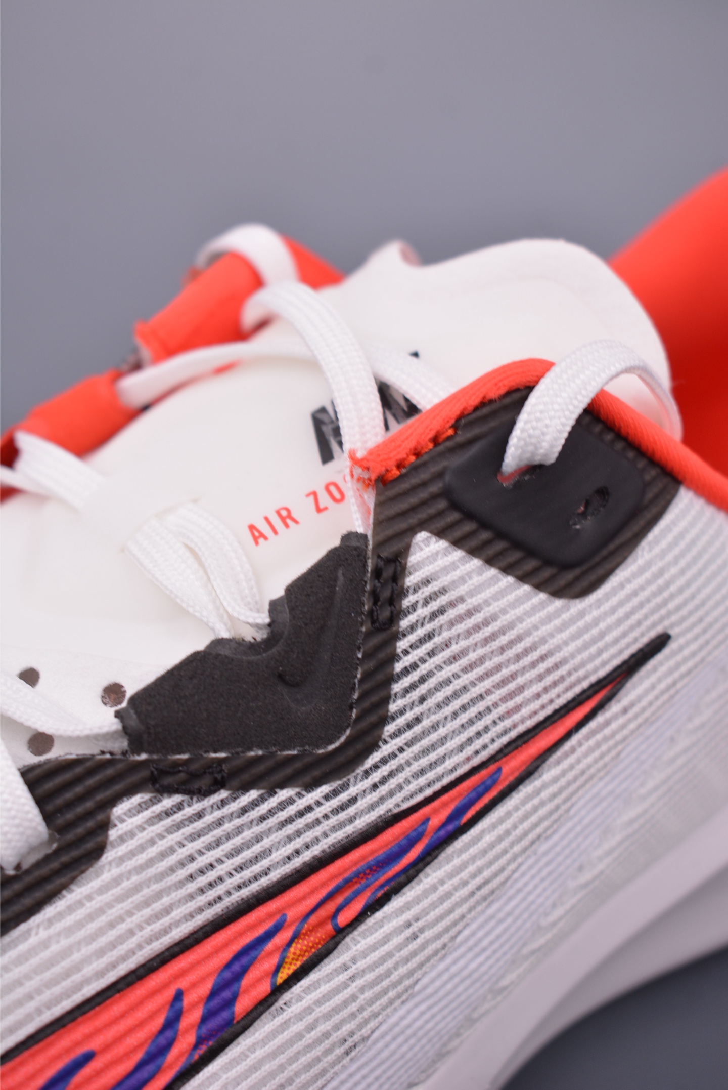 180 NIKE Zoom Rival Fly 4 耐克超弹轻盈跑步鞋 HQ3512-100