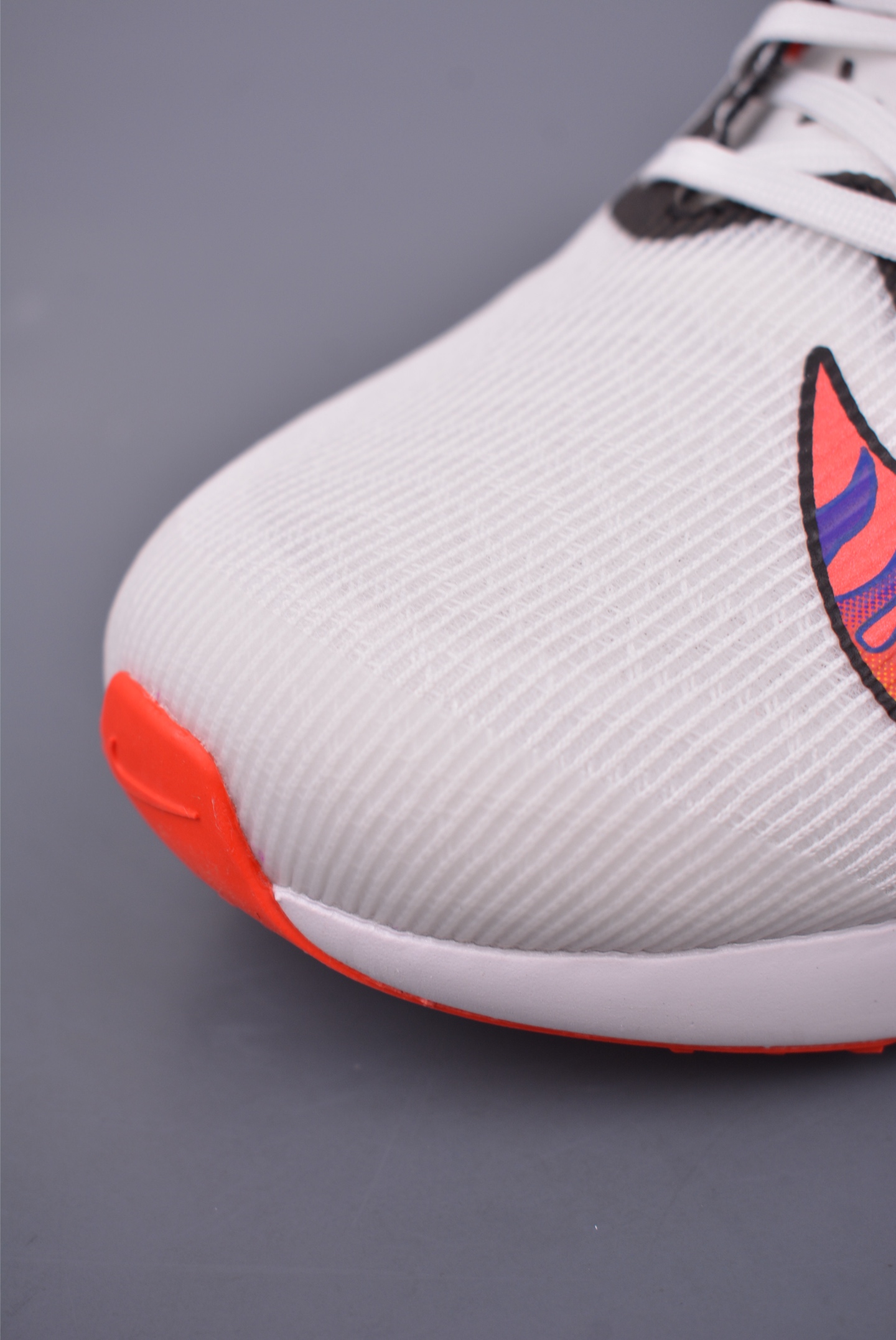 180 NIKE Zoom Rival Fly 4 耐克超弹轻盈跑步鞋 HQ3512-100